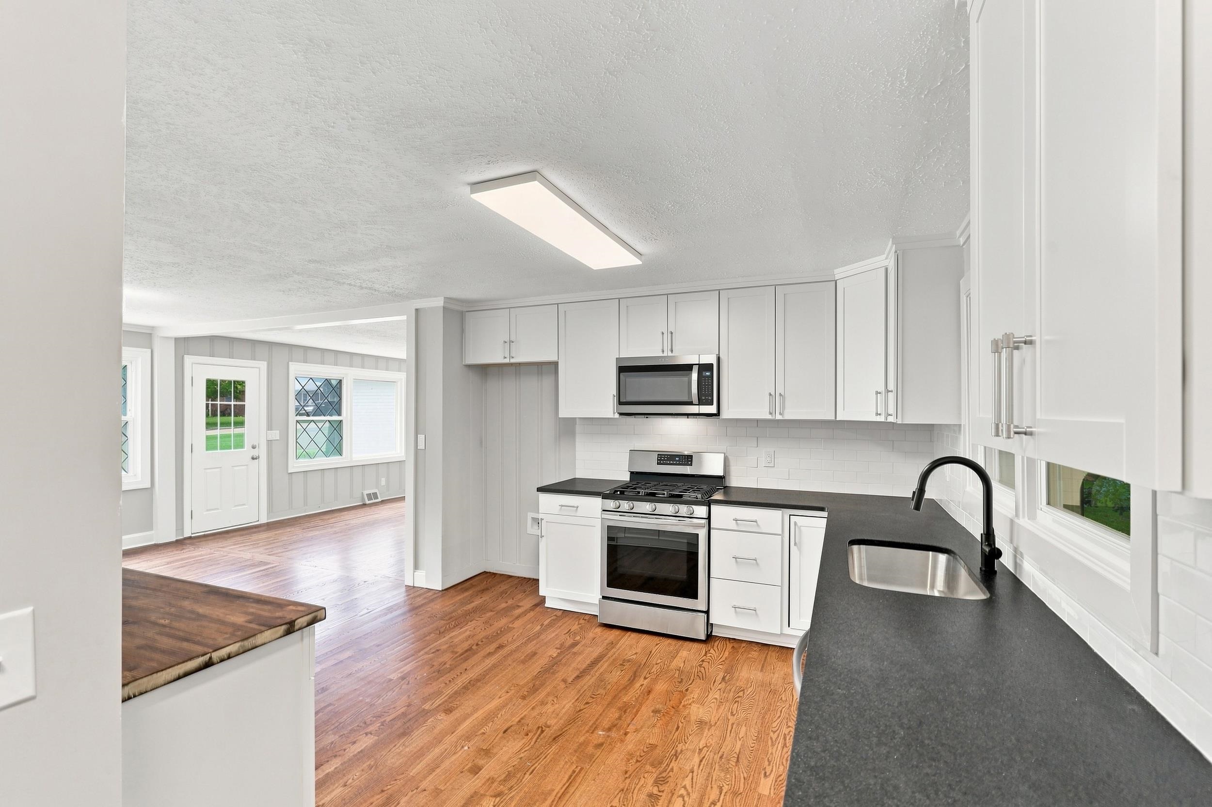 215 Elaine Avenue Property Photo 10