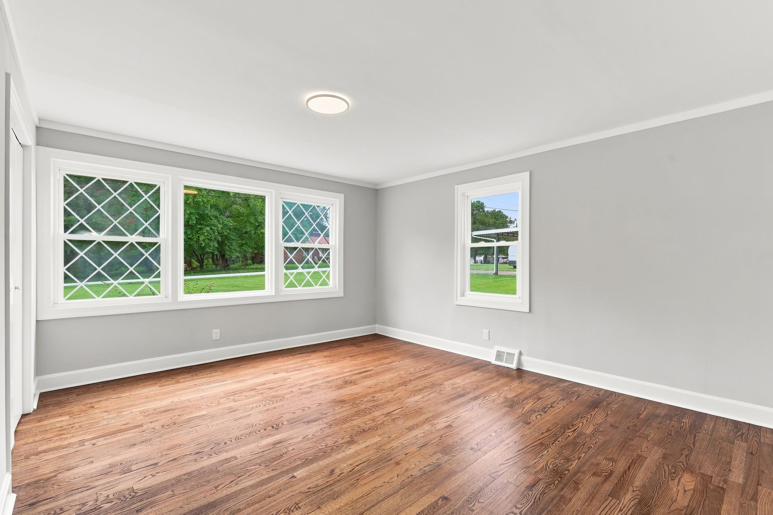 215 Elaine Avenue Property Photo 14