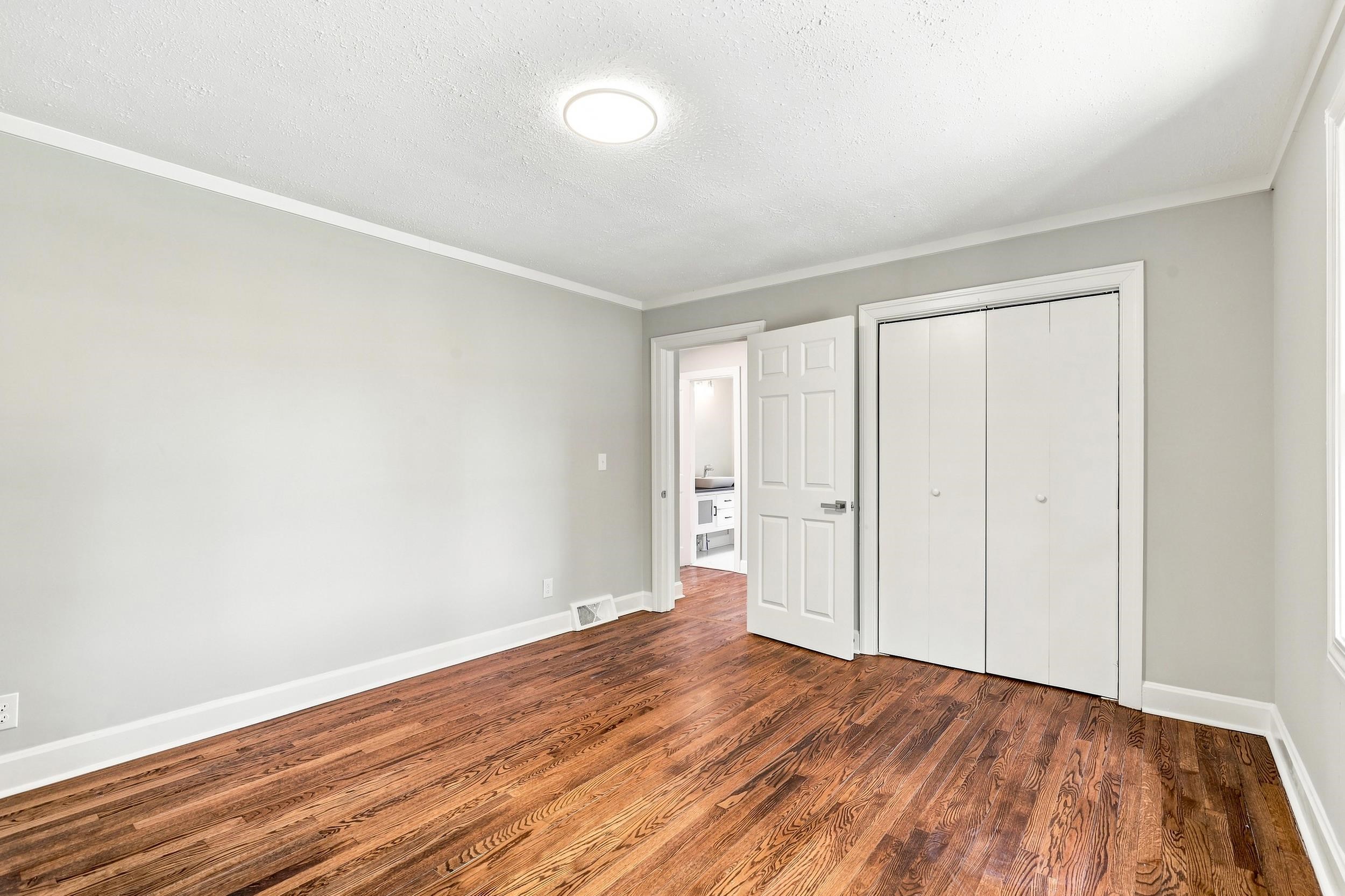 215 Elaine Avenue Property Photo 19