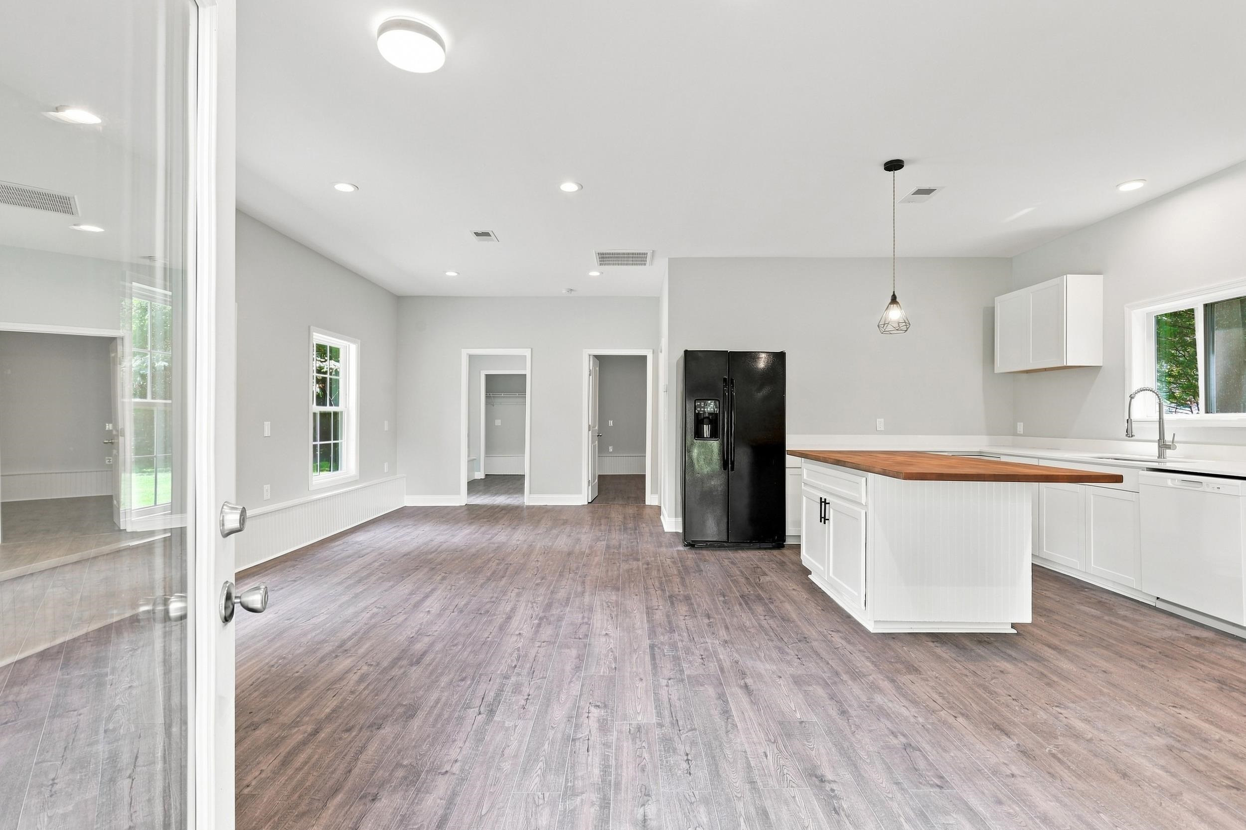 215 Elaine Avenue Property Photo 25
