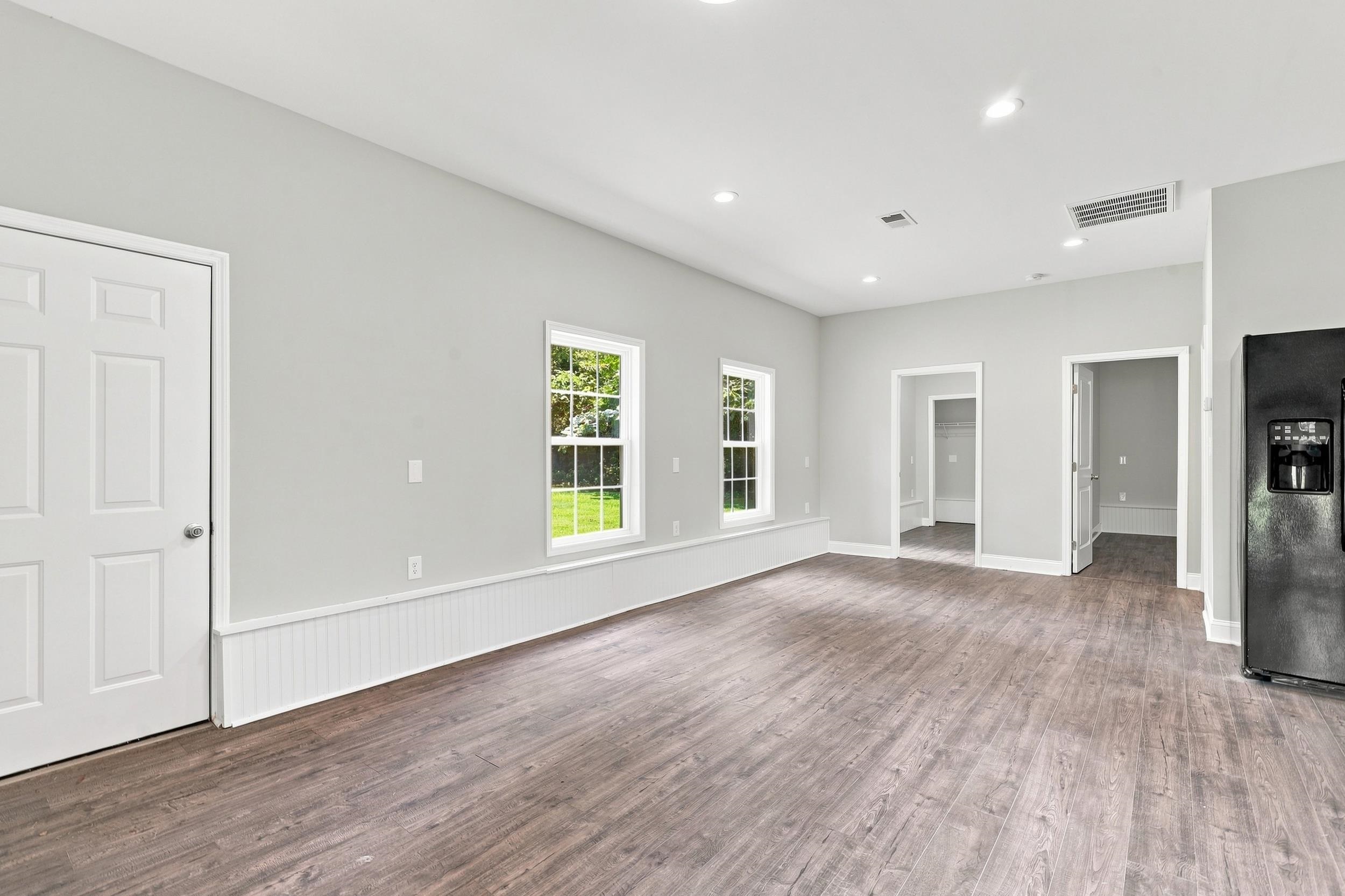 215 Elaine Avenue Property Photo 26