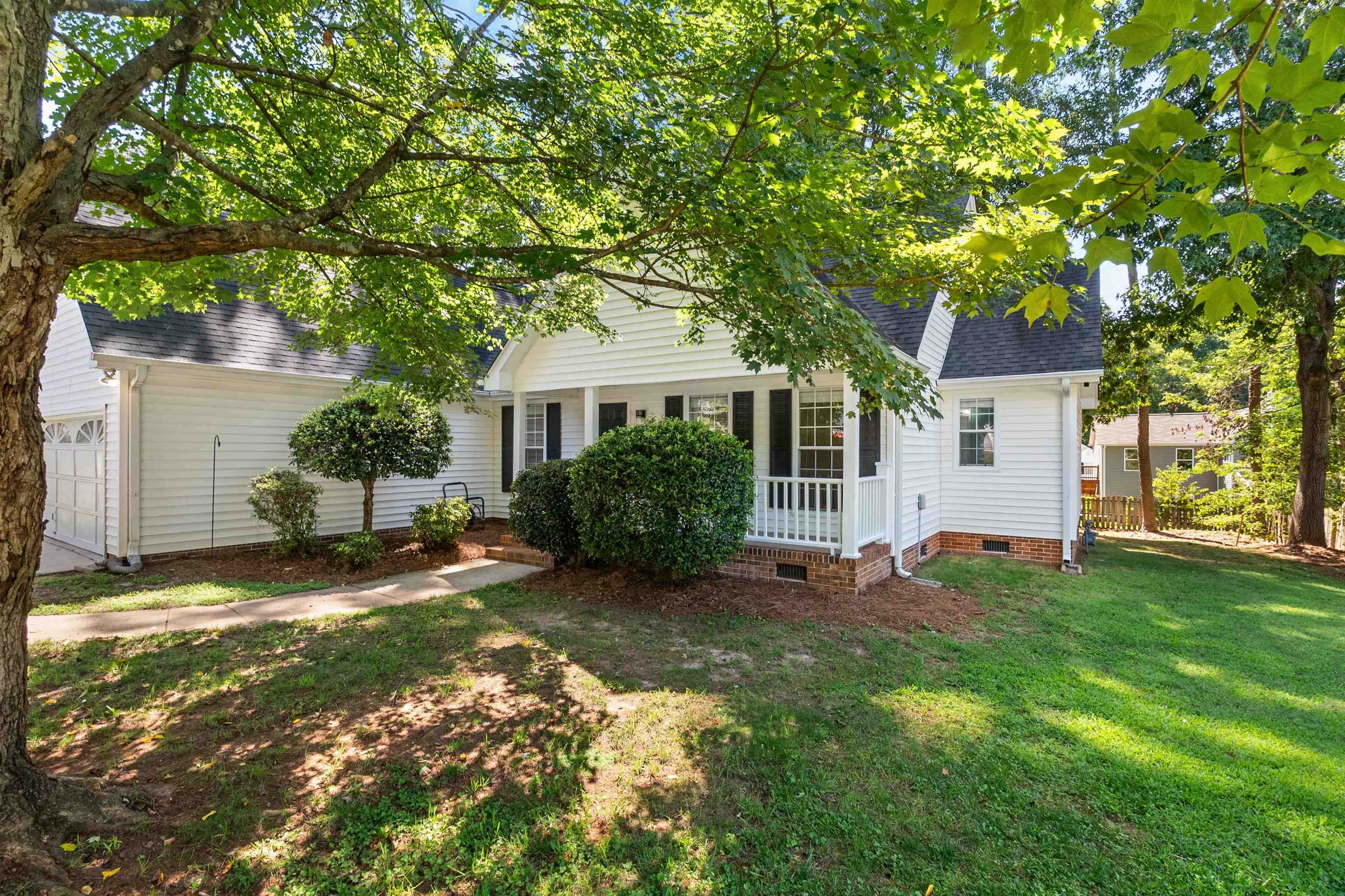 103 Loden Court Property Photo 2