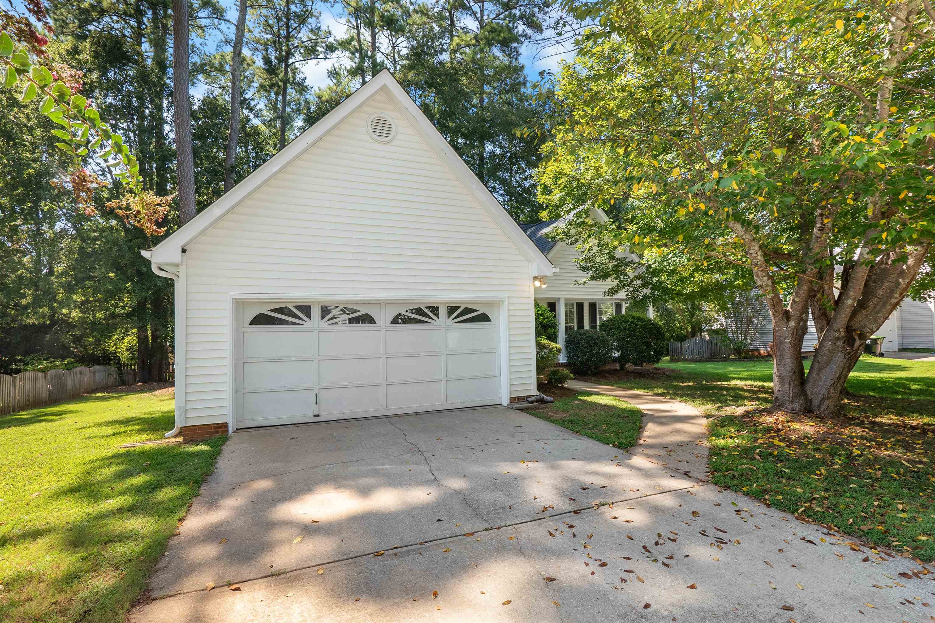 103 Loden Court Property Photo 3