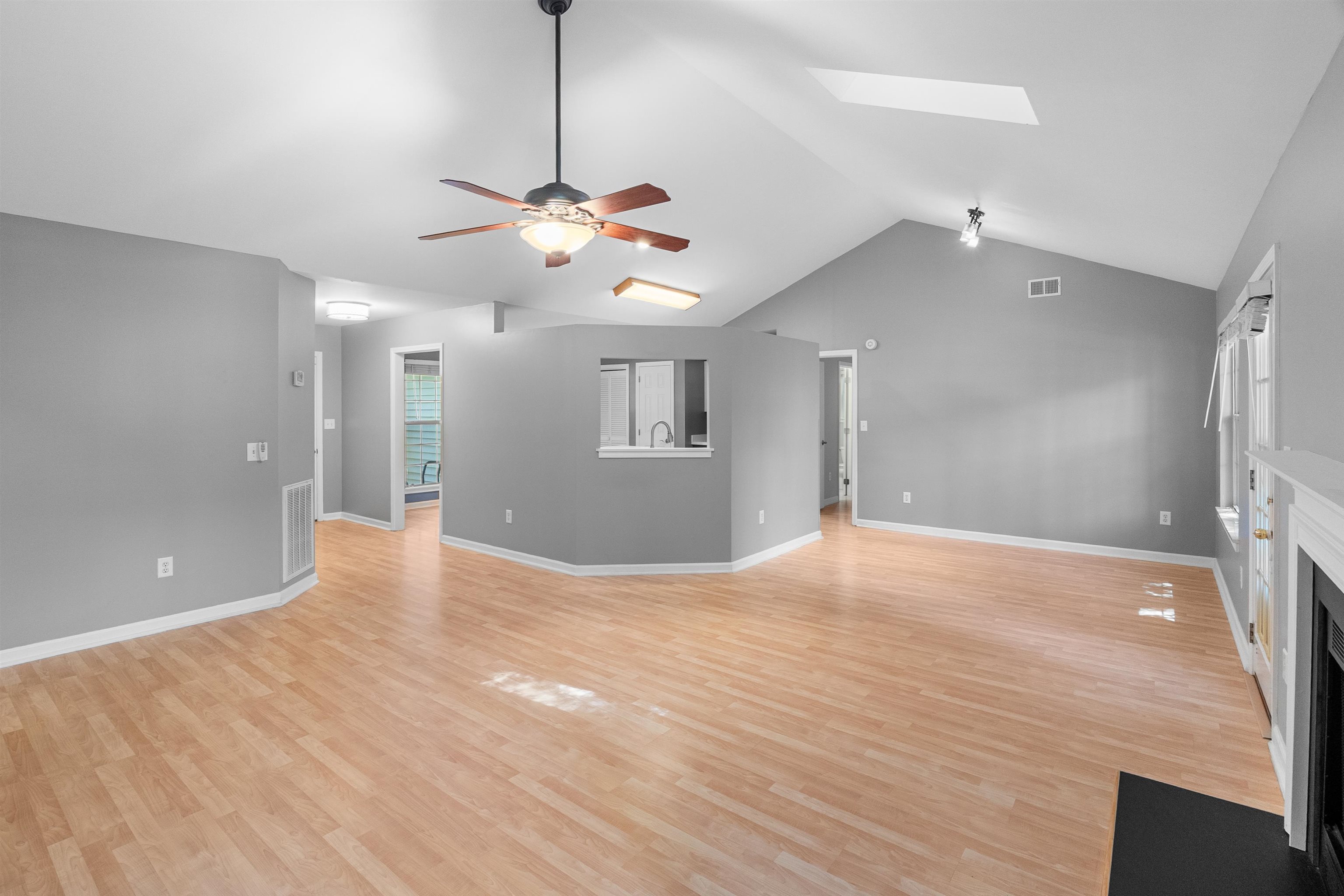 103 Loden Court Property Photo 7