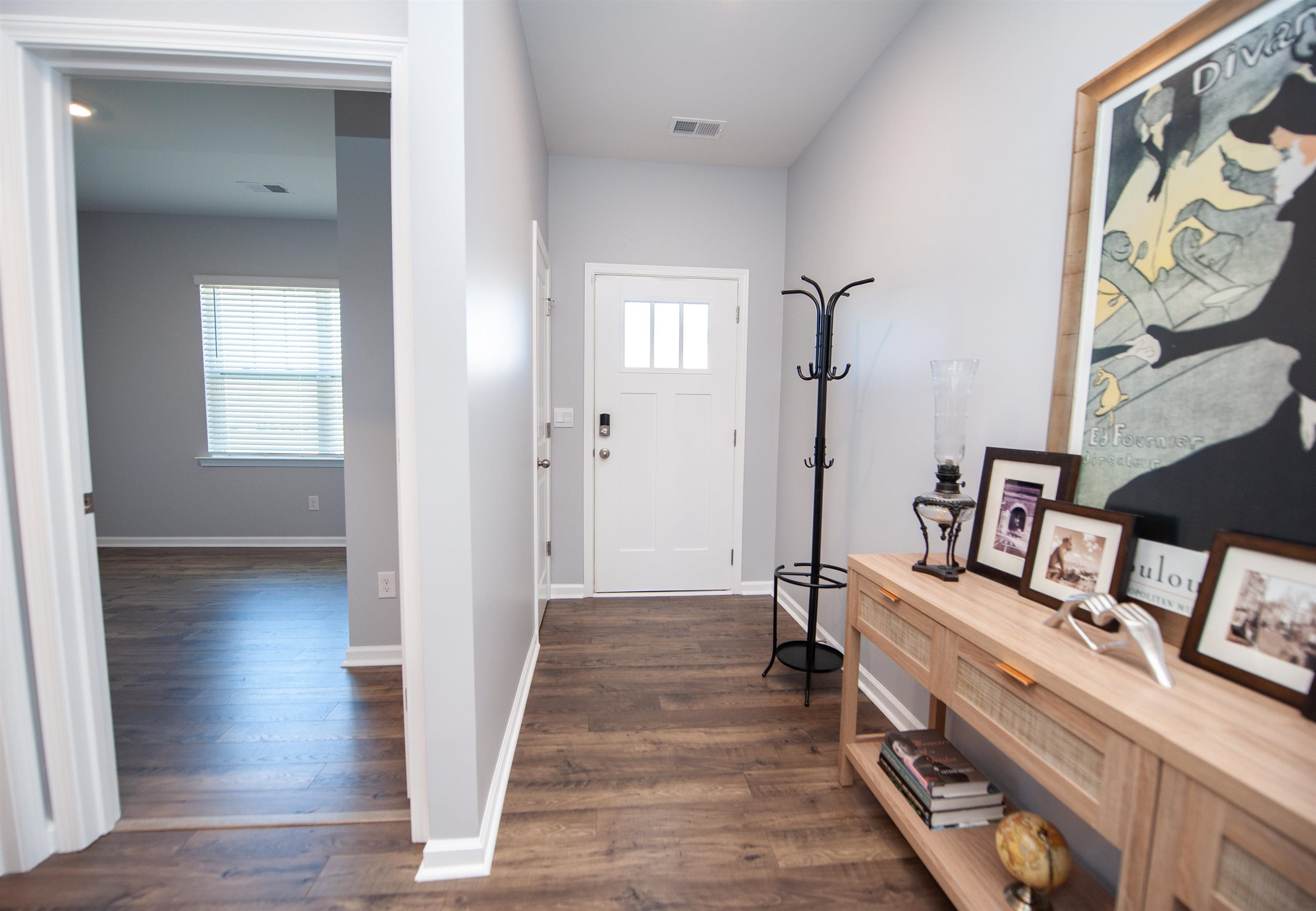 303 Splendid Place Property Photo 10