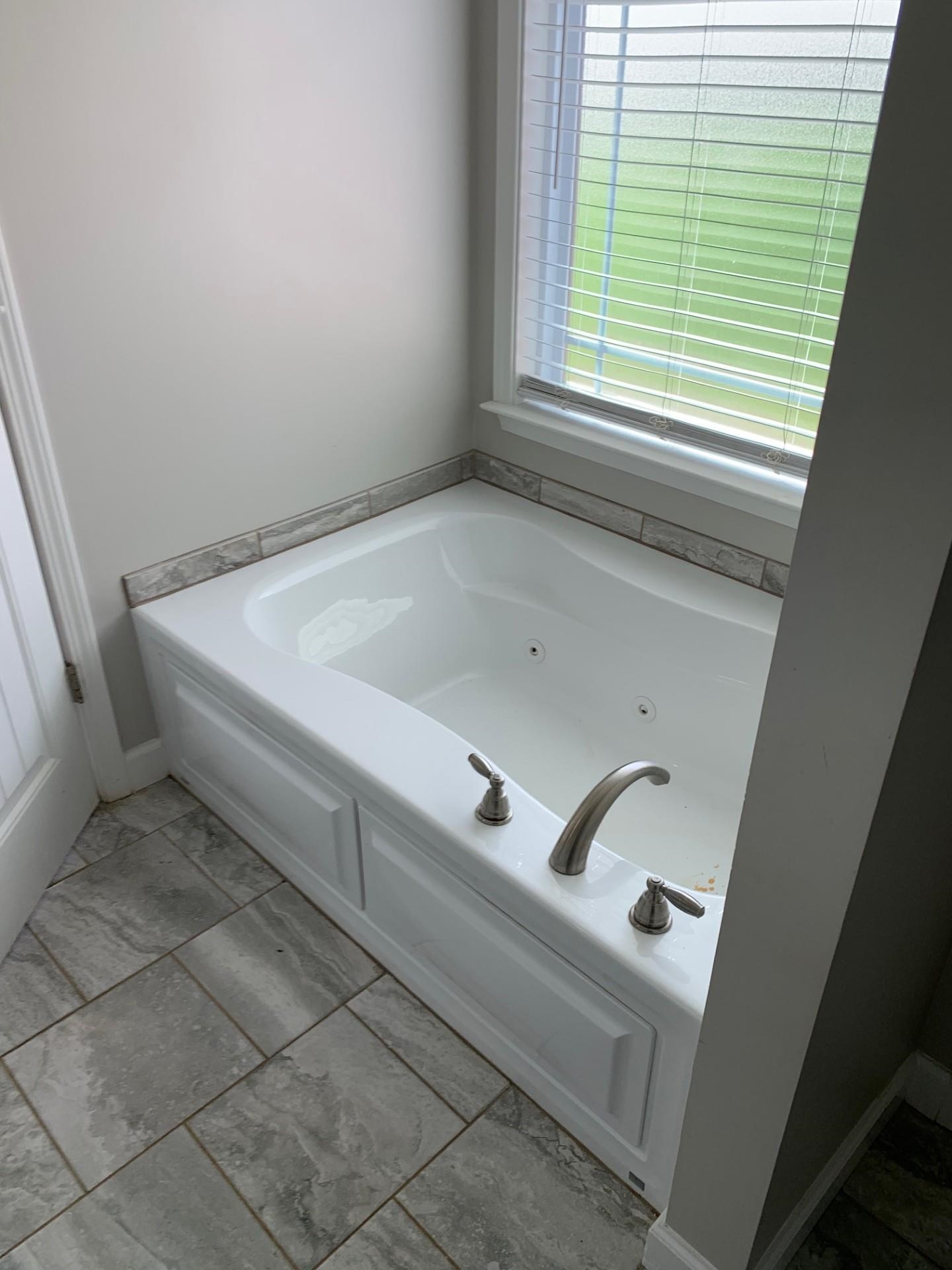 608 Berry Road Property Photo 8