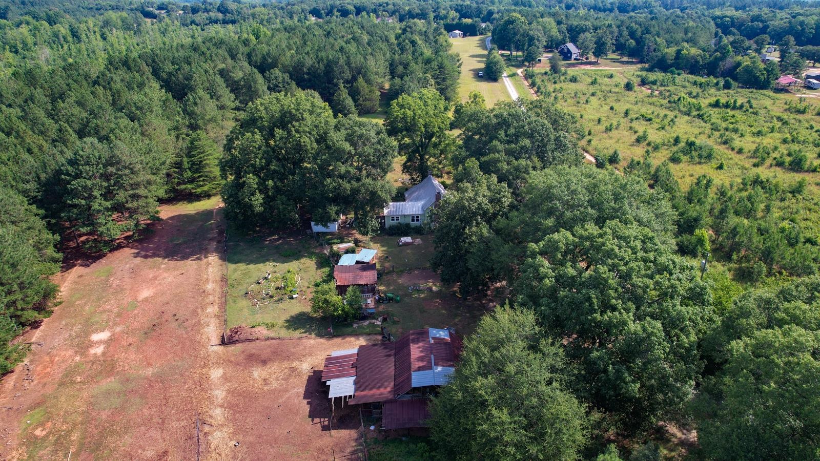 200 Lowe Lane Property Photo 35