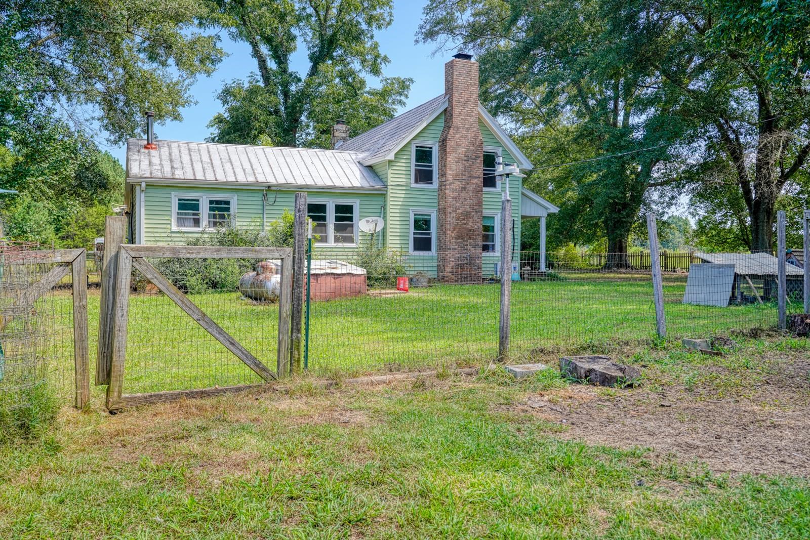 200 Lowe Lane Property Photo 42