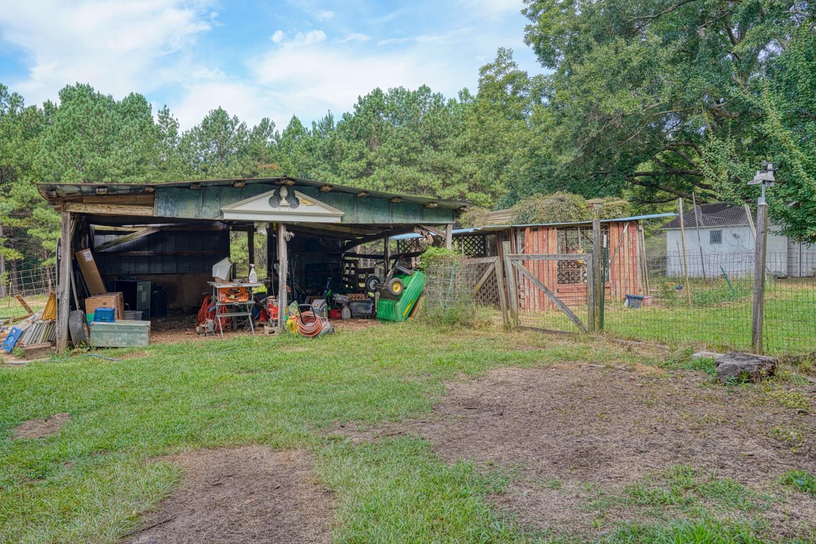 200 Lowe Lane Property Photo 45