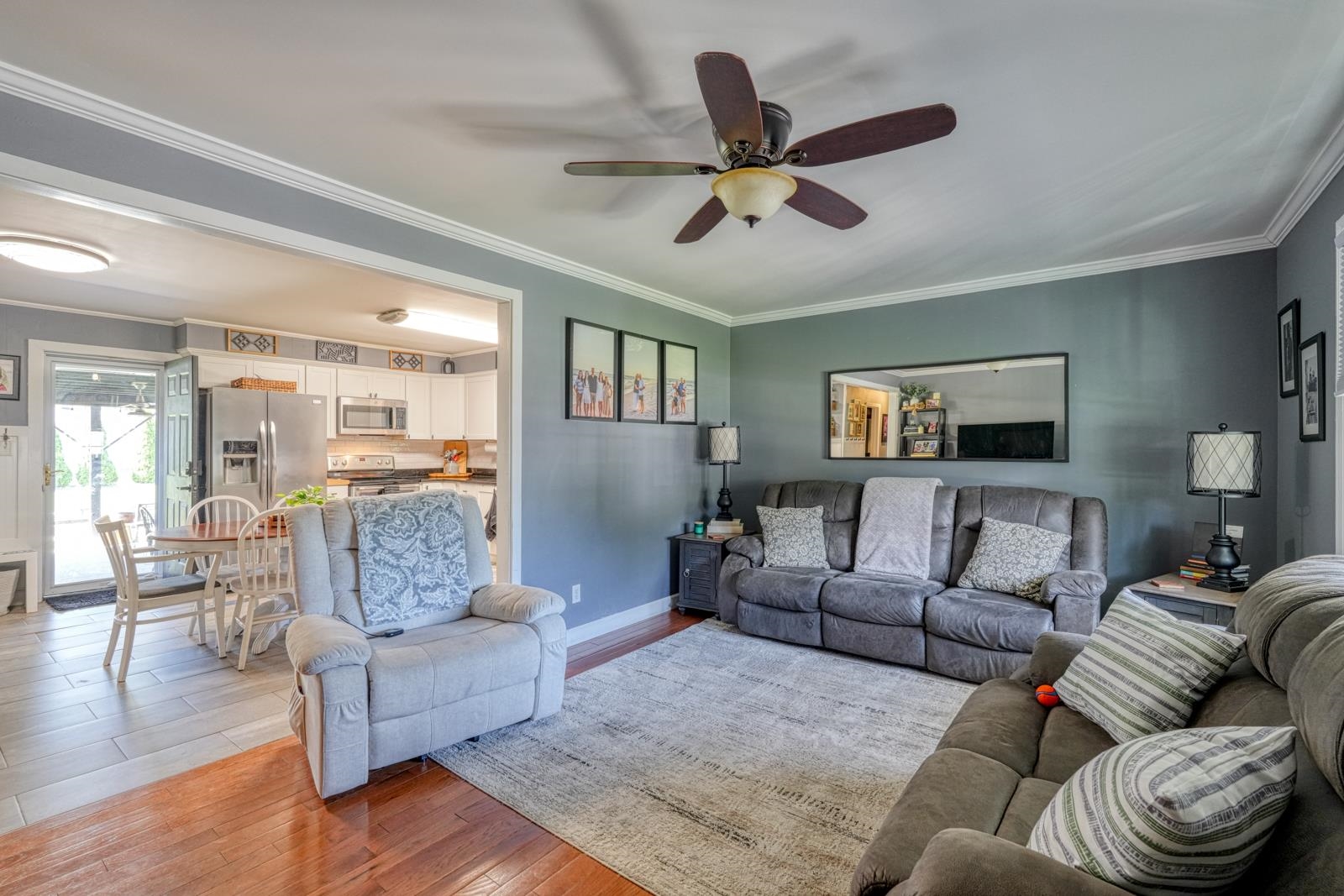 280 West Avenue Property Photo 8