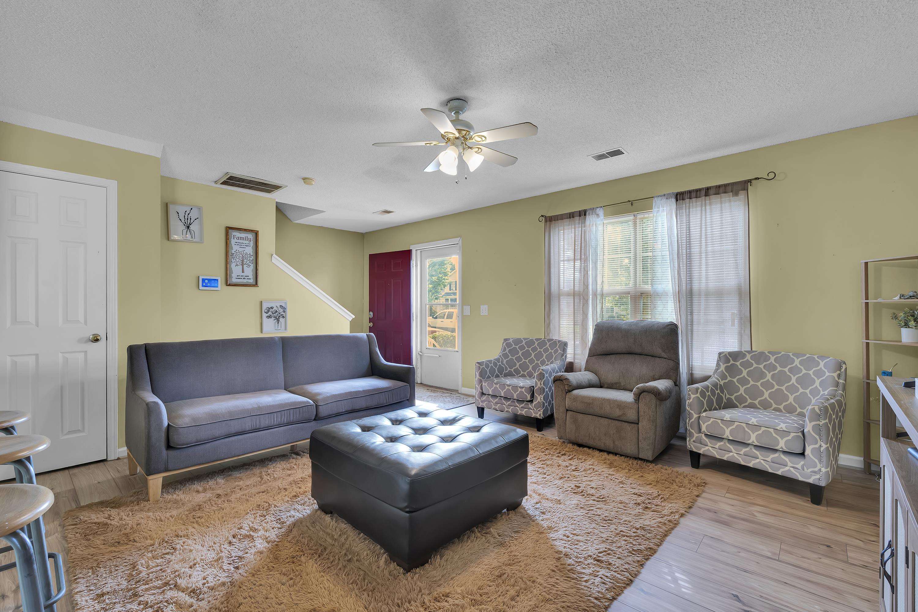 231 E Corley Lane Property Photo 10