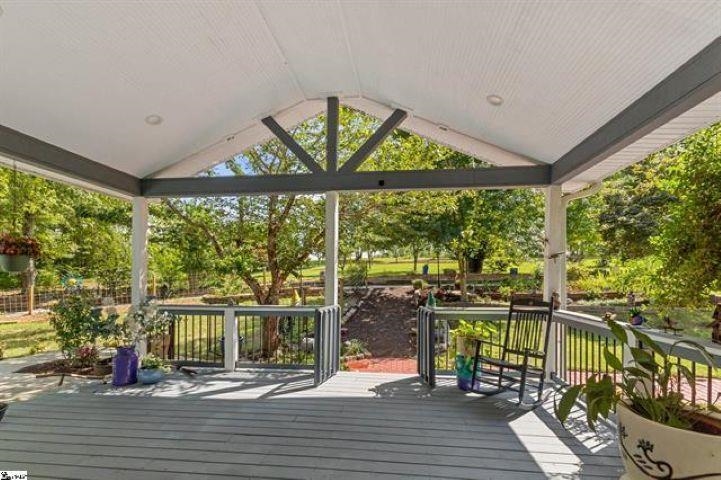 300 Chastain Hill Road Property Photo 4