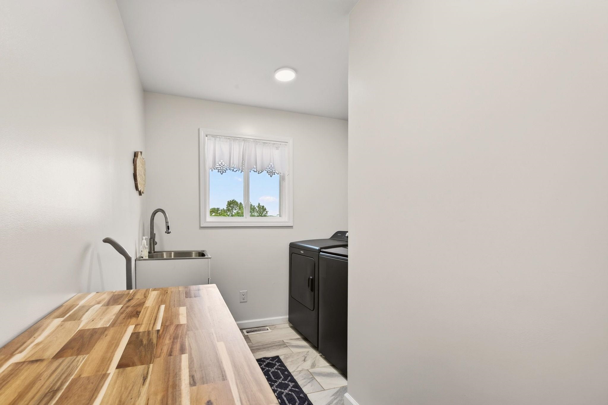 300 Chastain Hill Road Property Photo 19