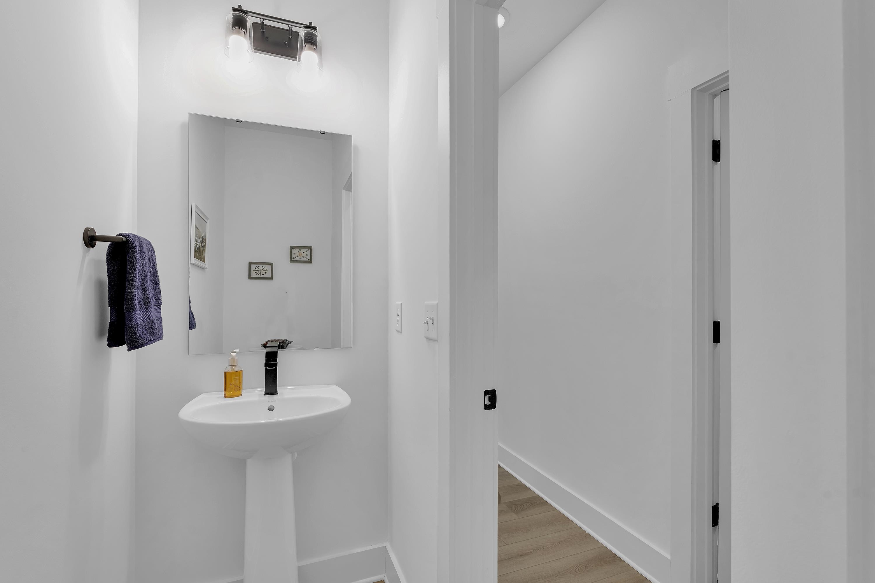 916 Diane Lane Property Photo 15