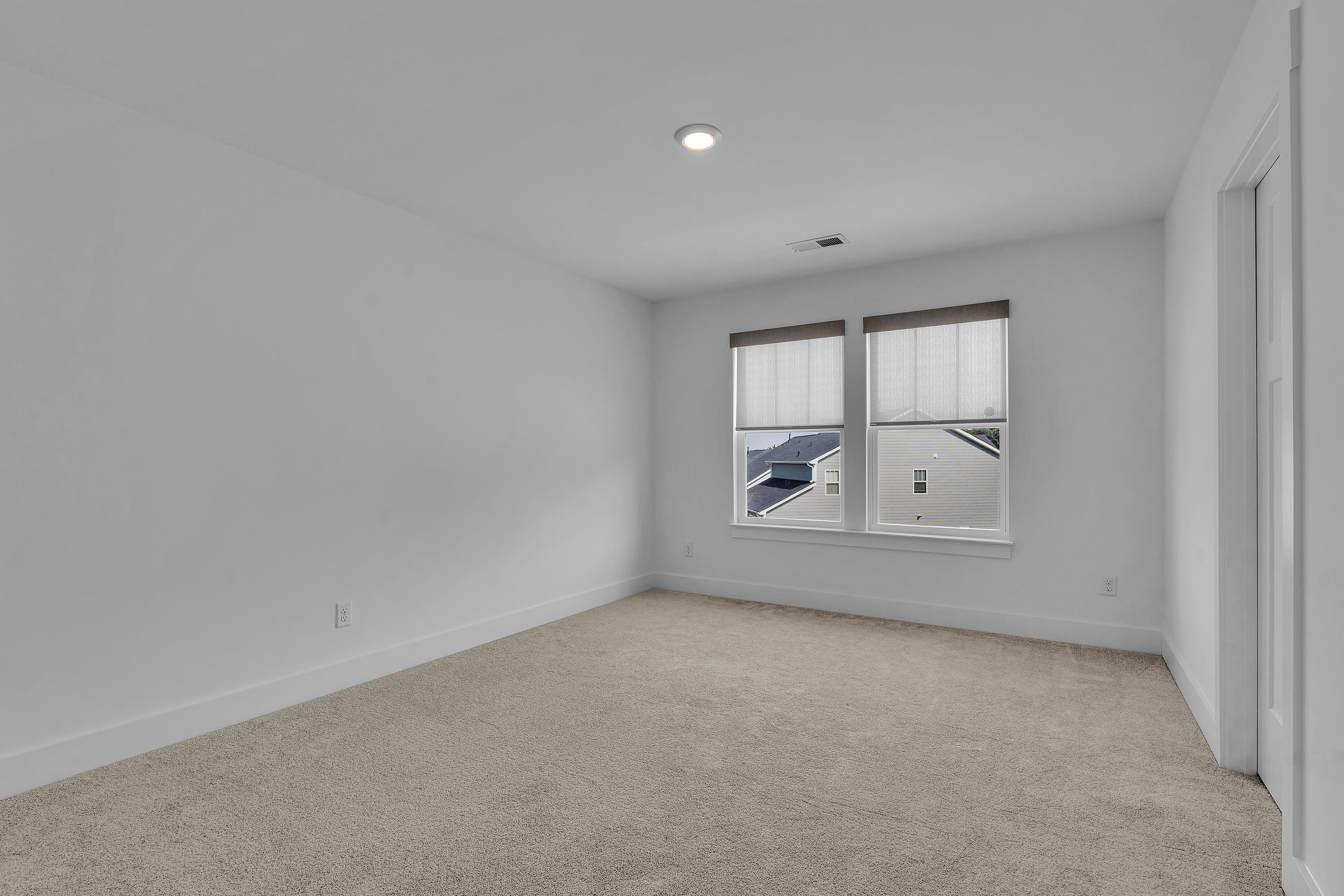 916 Diane Lane Property Photo 24