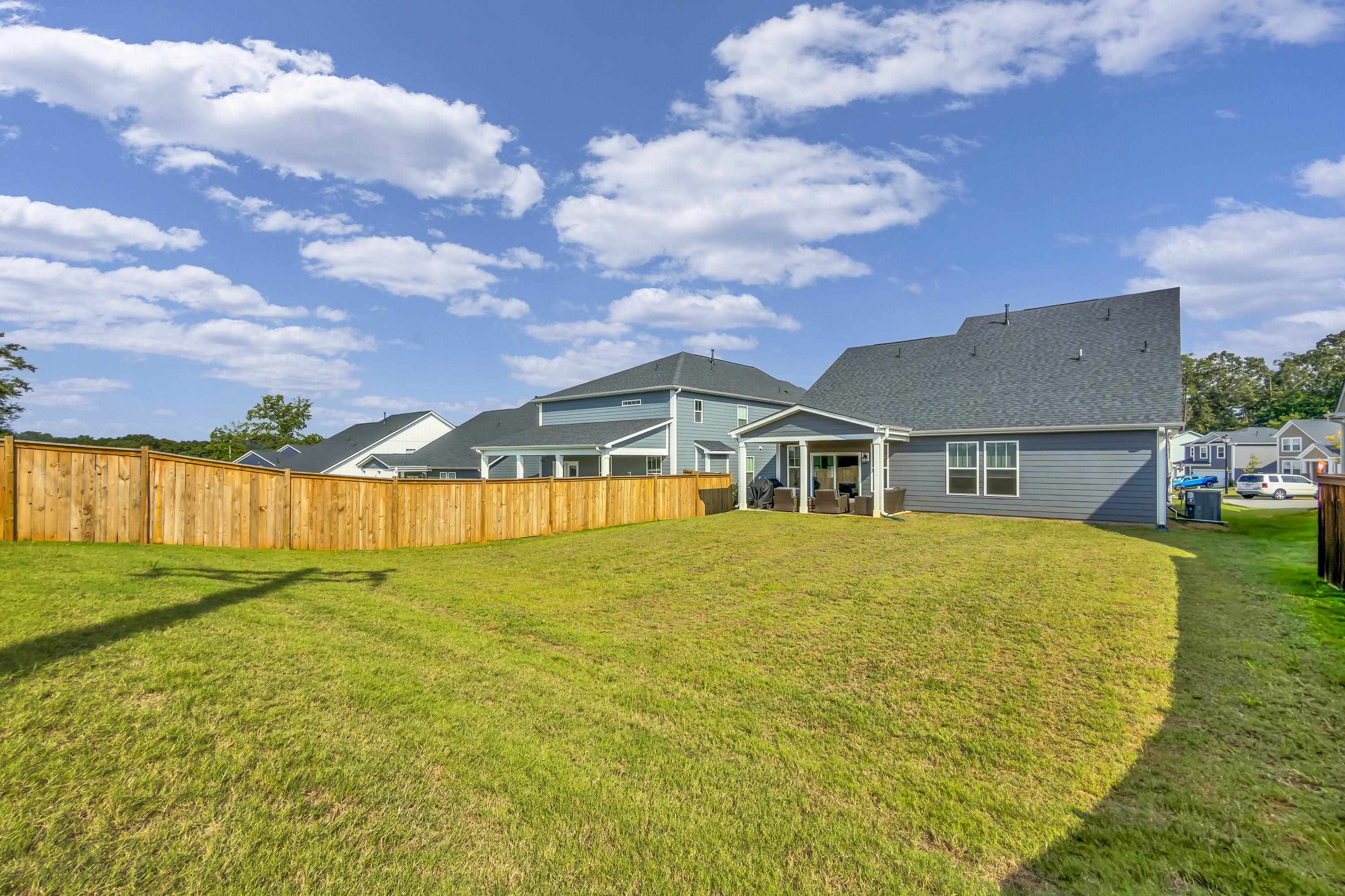 916 Diane Lane Property Photo 29