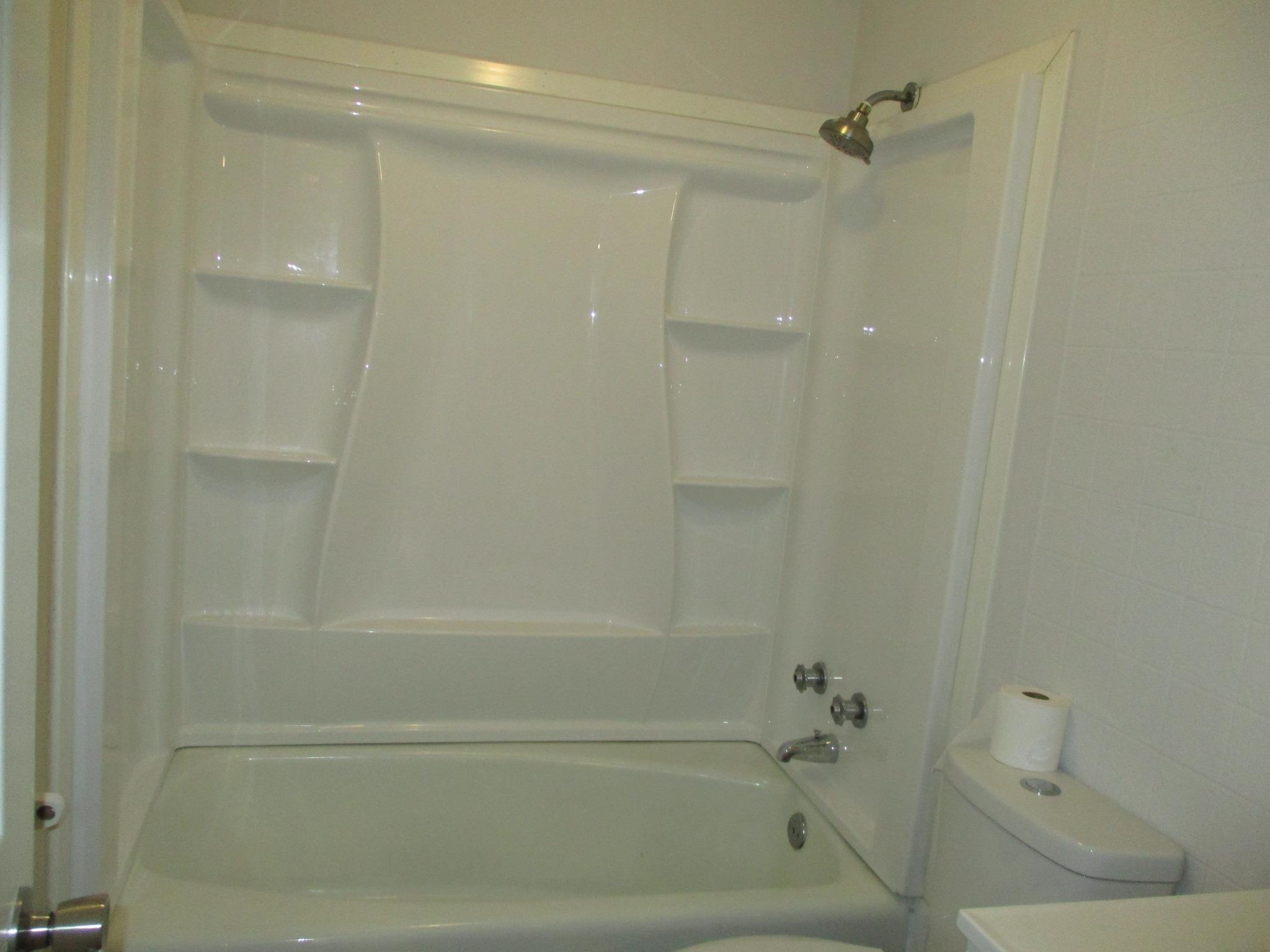 8140 Daniel Ct. Property Photo 8