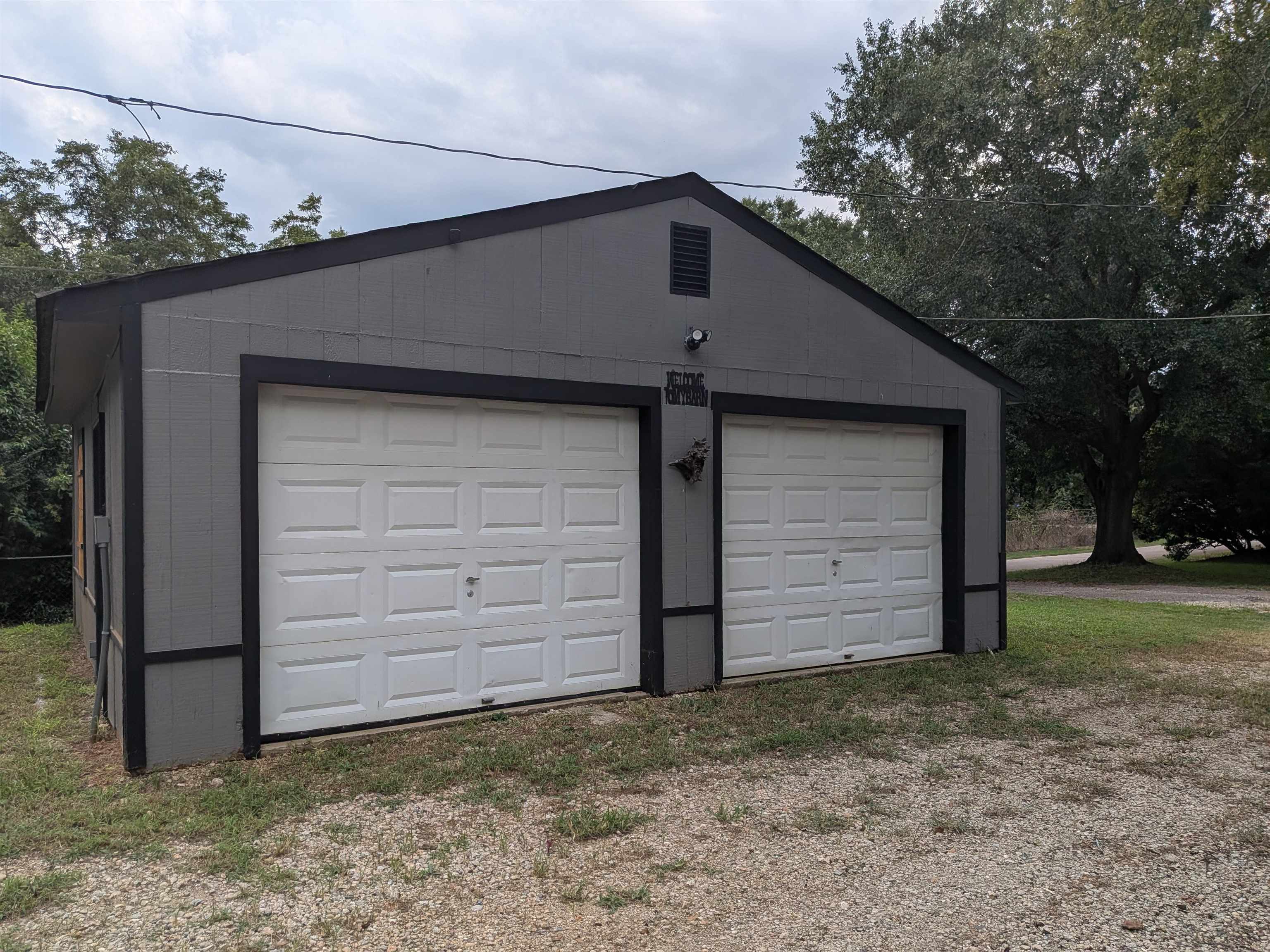 12 Pond Street Property Photo 2