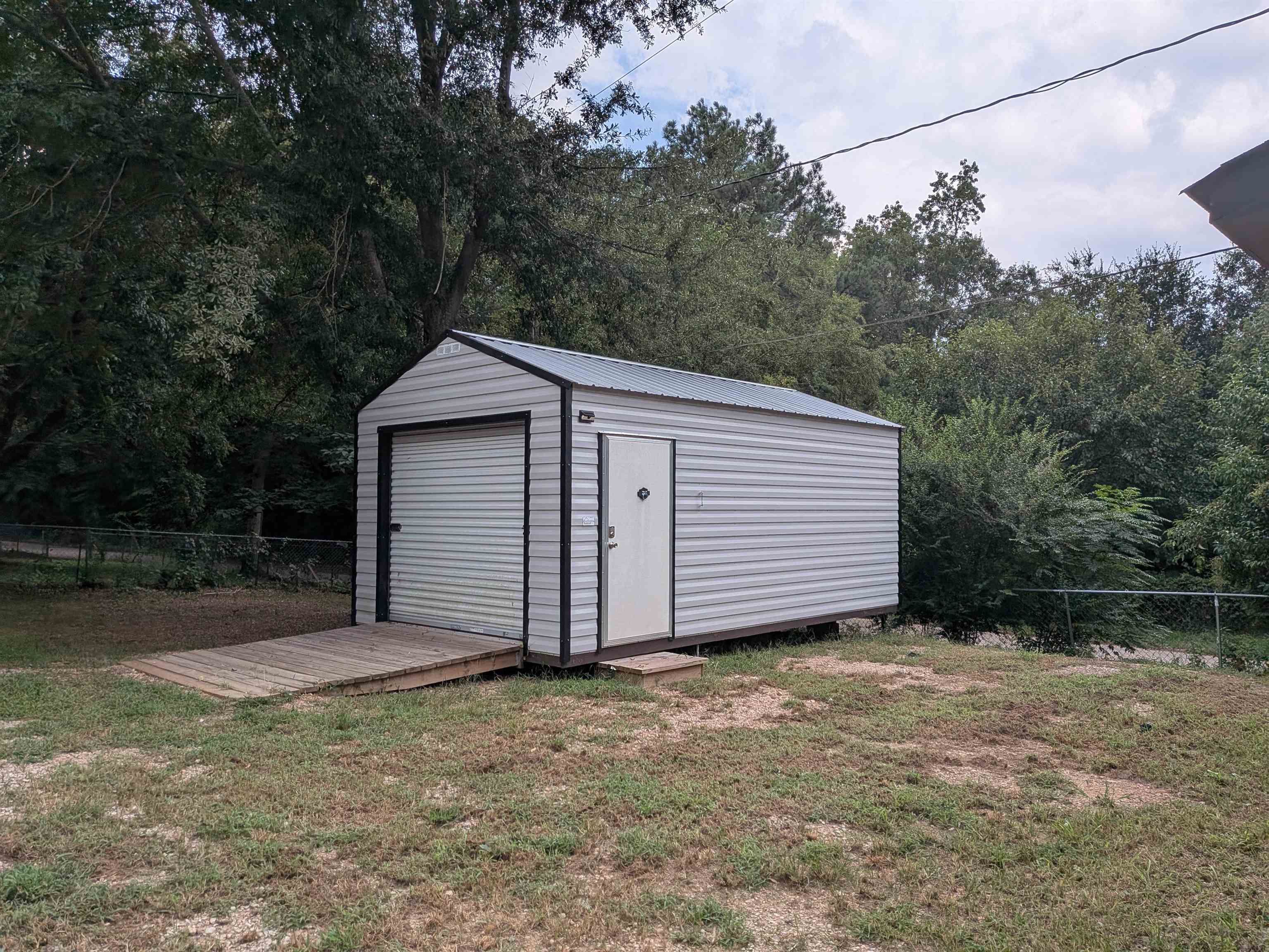 12 Pond Street Property Photo 3