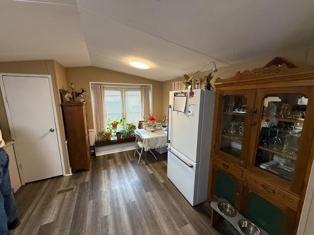 12 Pond Street Property Photo 15