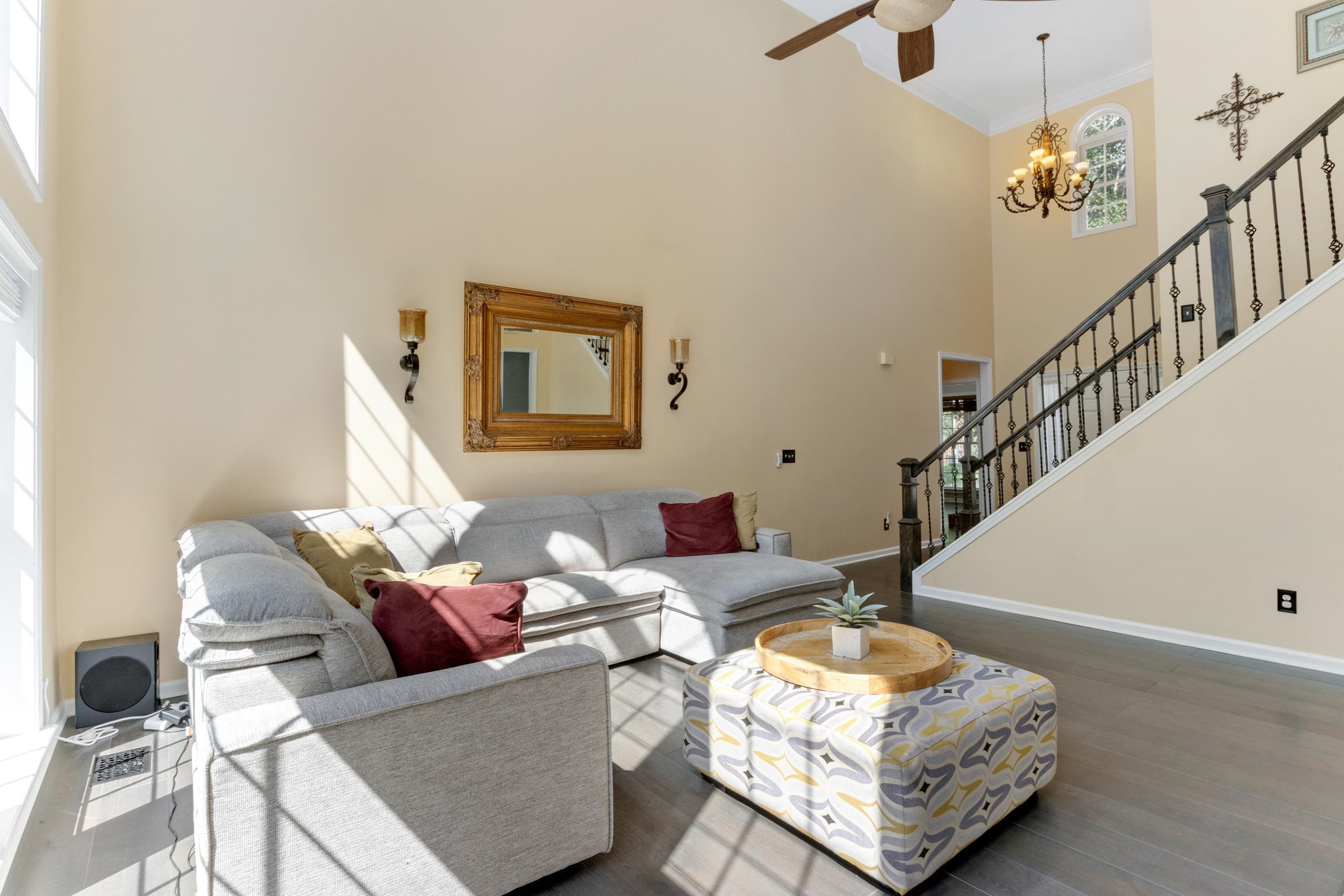509 Grey Oaks Trail Property Photo 6