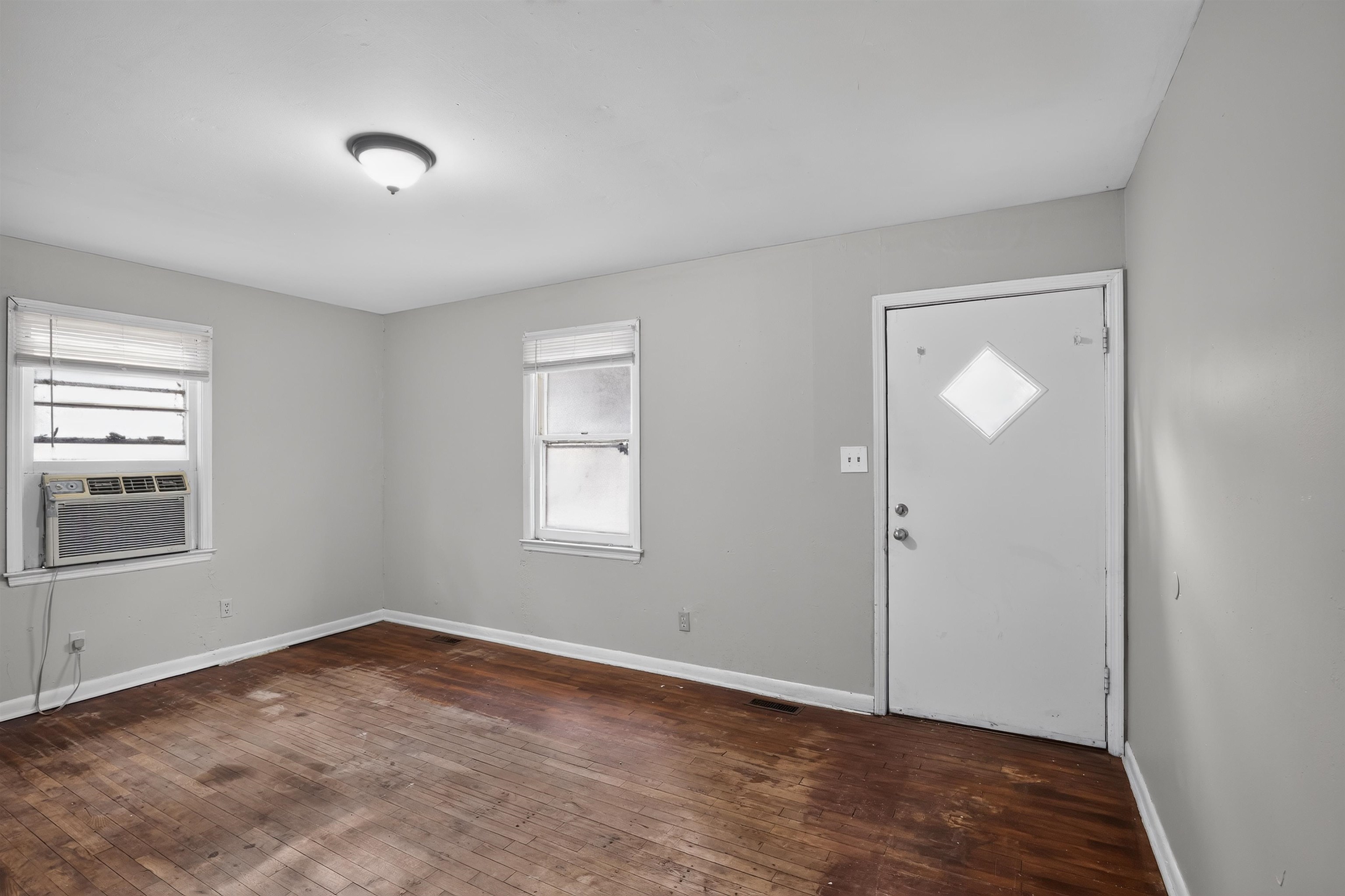768 Wofford Street Property Photo 14