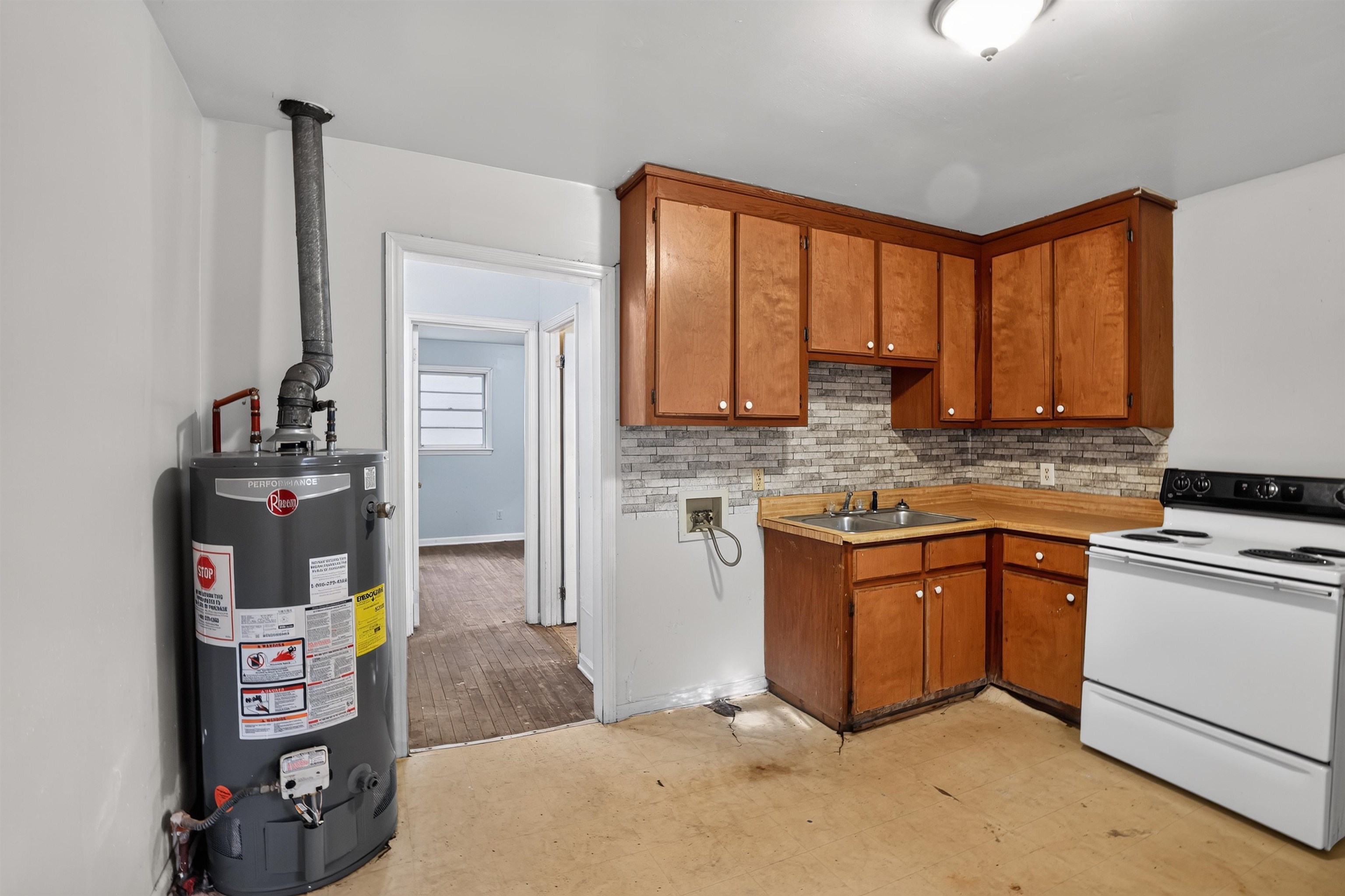 768 Wofford Street Property Photo 17