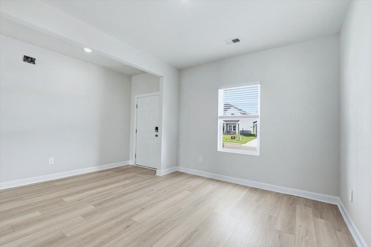 126 Gibbon Way Property Photo 6