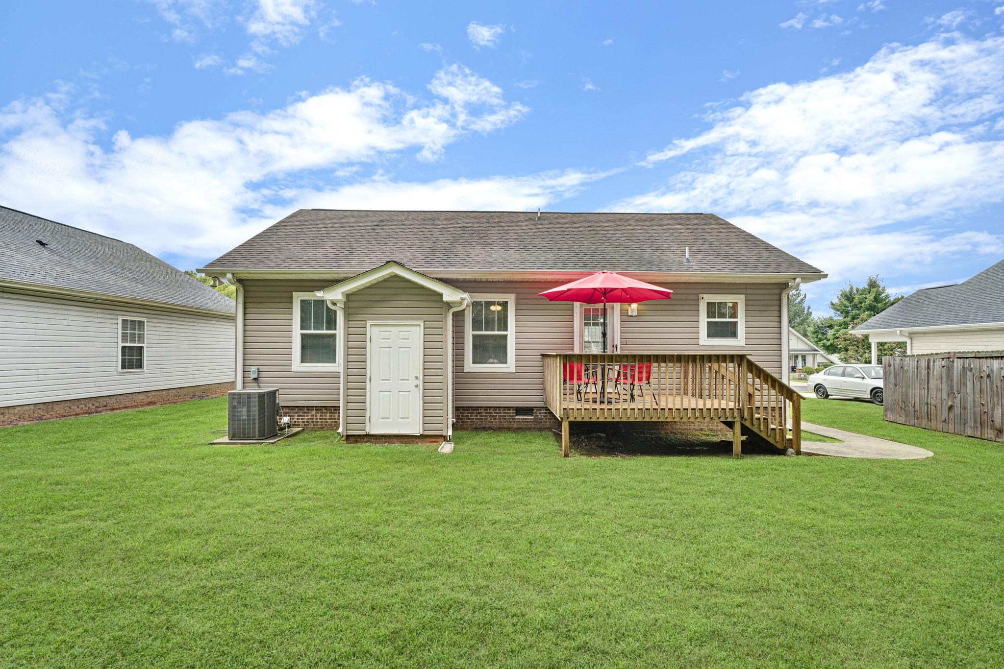 608 Ruddy Creek Circle Property Photo 17