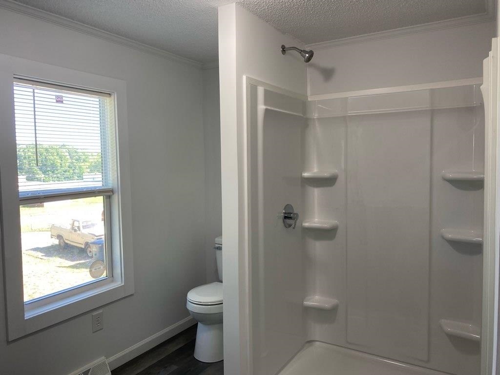 521 Park Street Property Photo 9