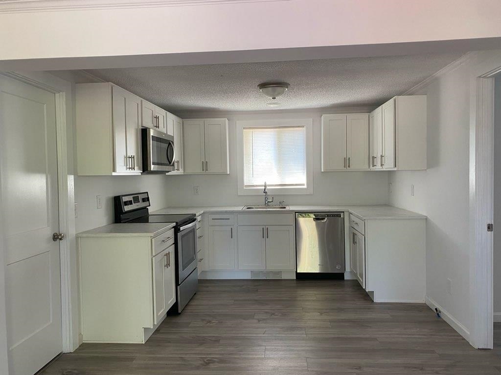 521 Park Street Property Photo 10