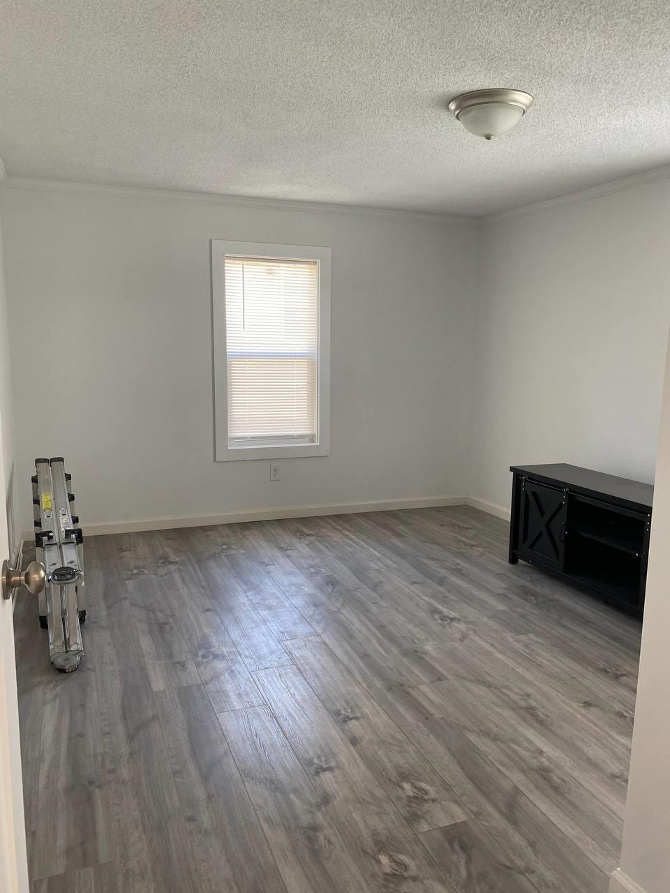 521 Park Street Property Photo 17