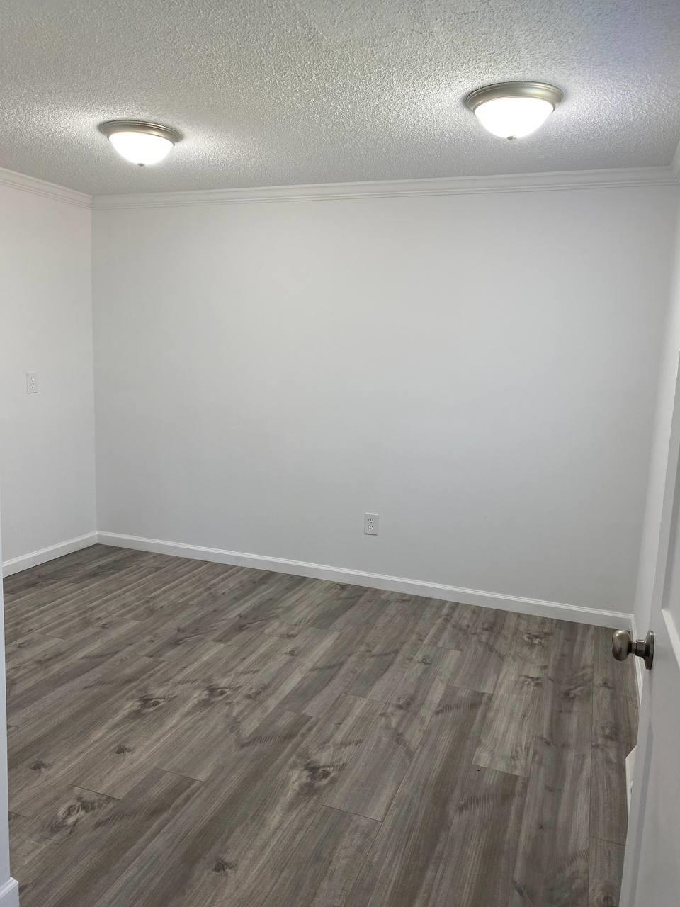 521 Park Street Property Photo 26