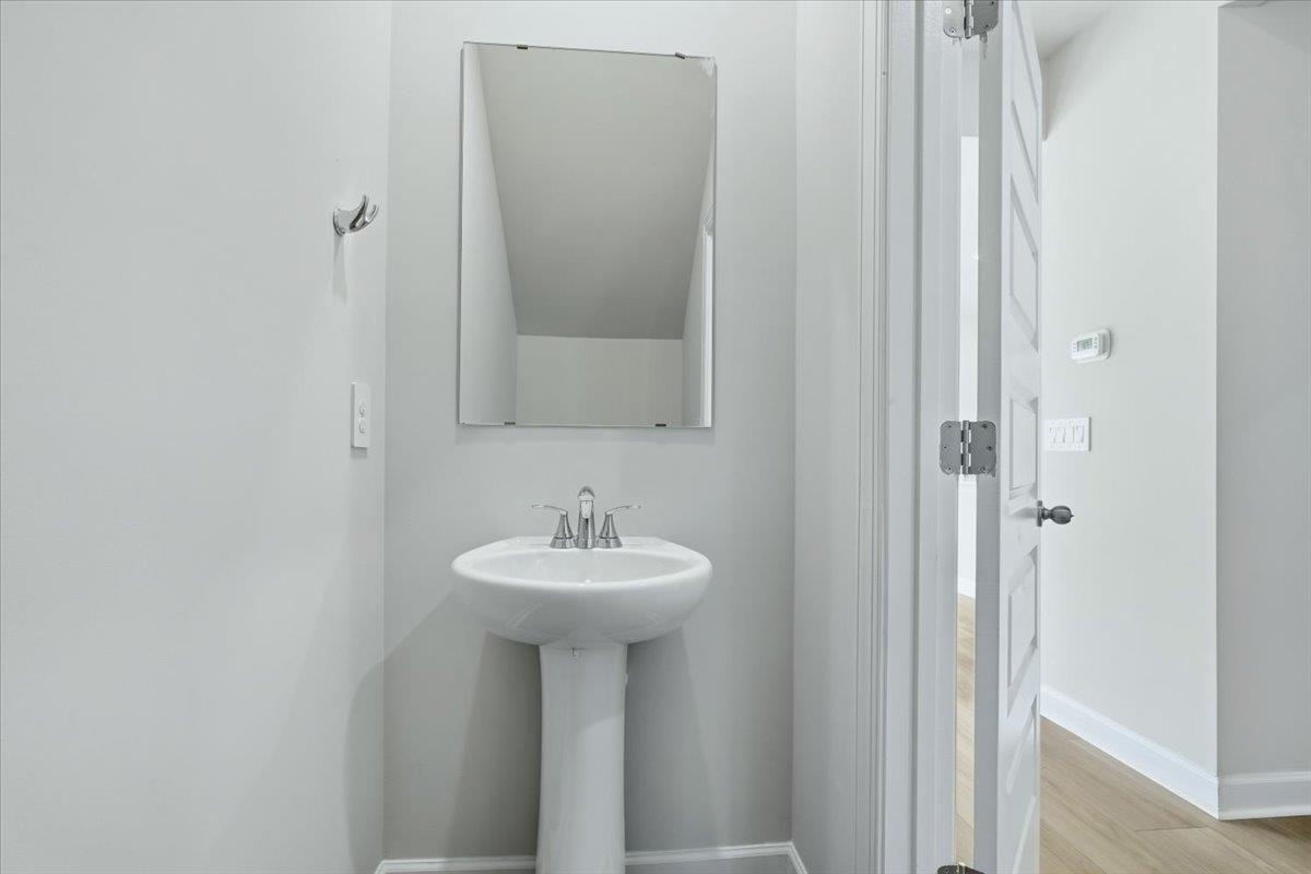 134 Gardner Avenue Property Photo 6