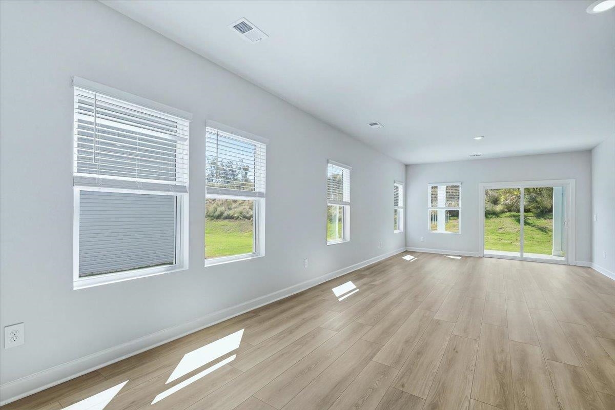 134 Gardner Avenue Property Photo 8