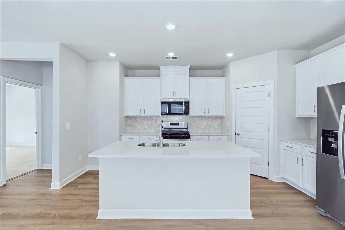 134 Gardner Avenue Property Photo 11