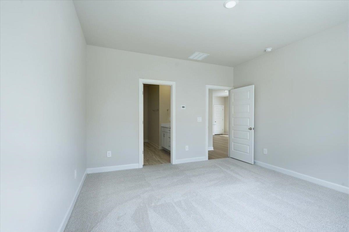 134 Gardner Avenue Property Photo 16