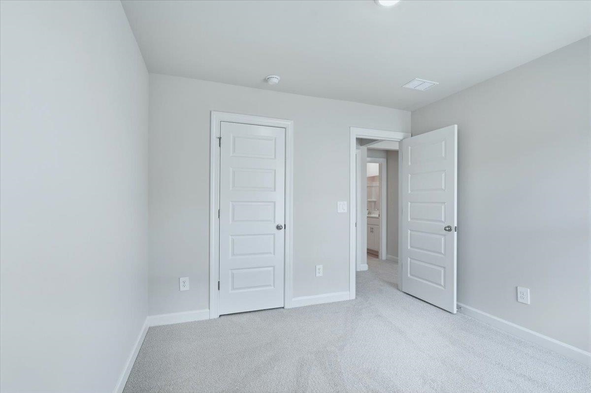 134 Gardner Avenue Property Photo 23