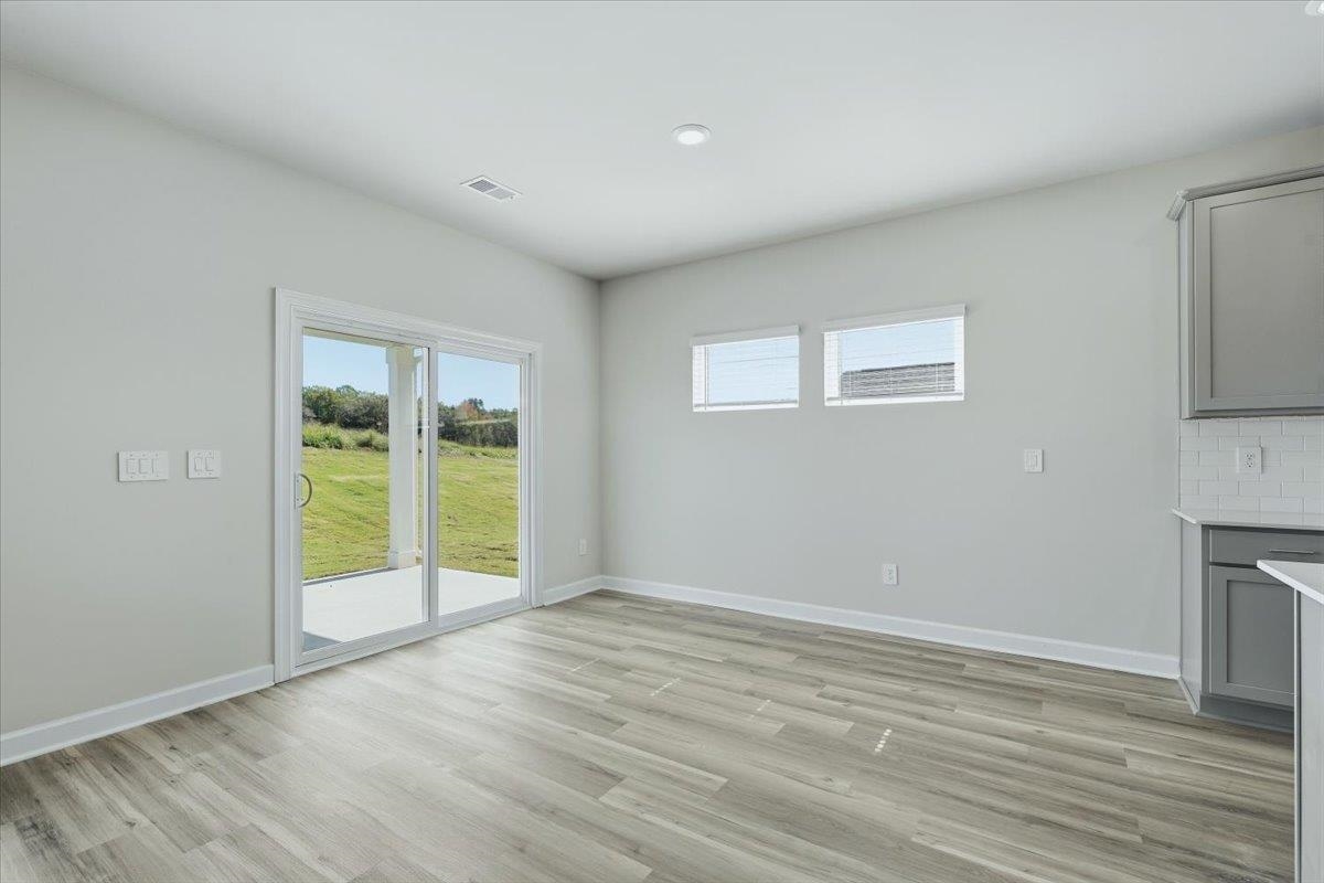 127 Gibbon Way Property Photo 7