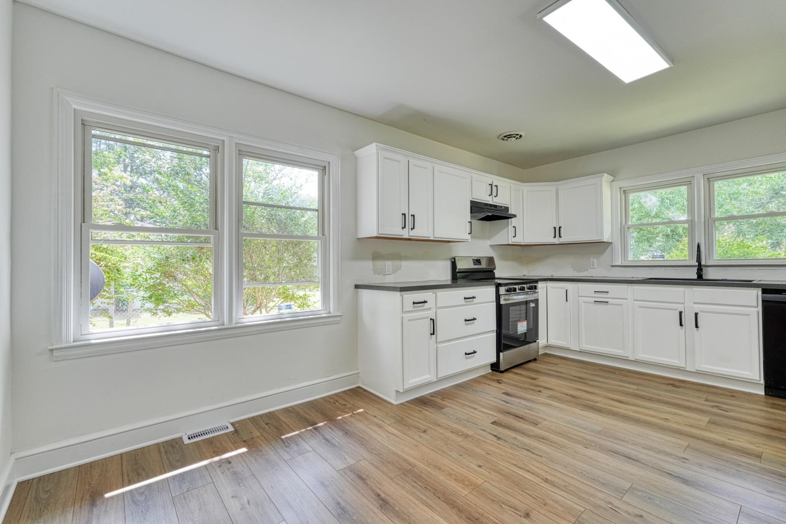 113 Merle Drive Property Photo 16