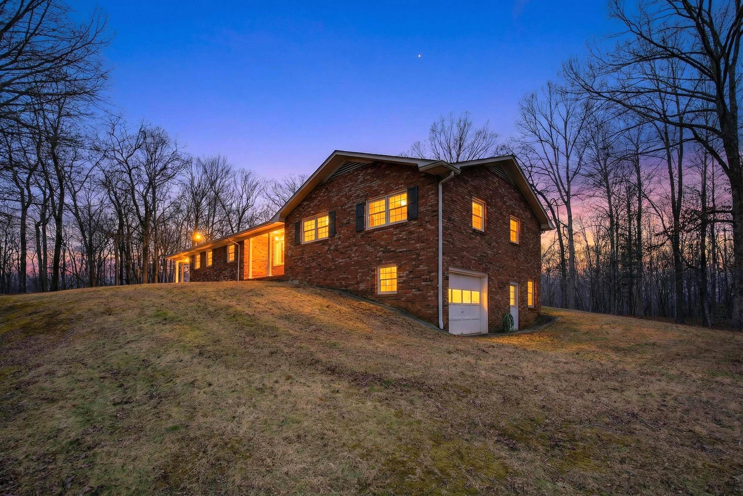 1010 Highway 14 W Highway Property Photo 44