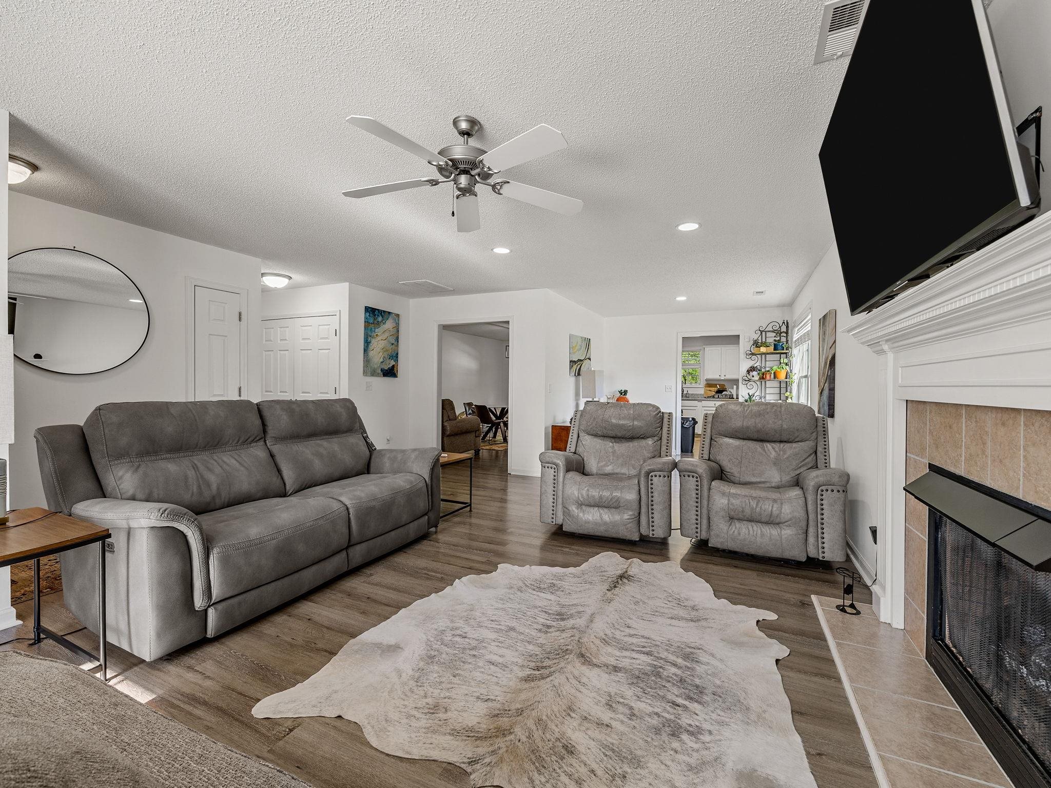 213 Anchors Away Drive Property Photo 6