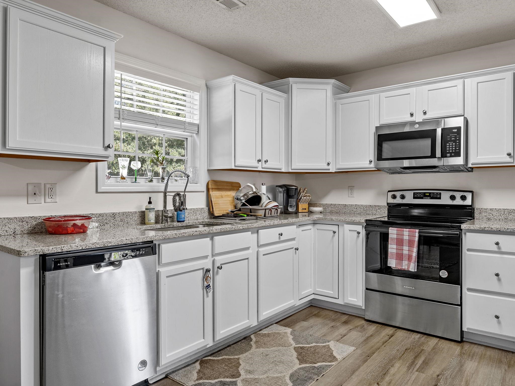213 Anchors Away Drive Property Photo 11