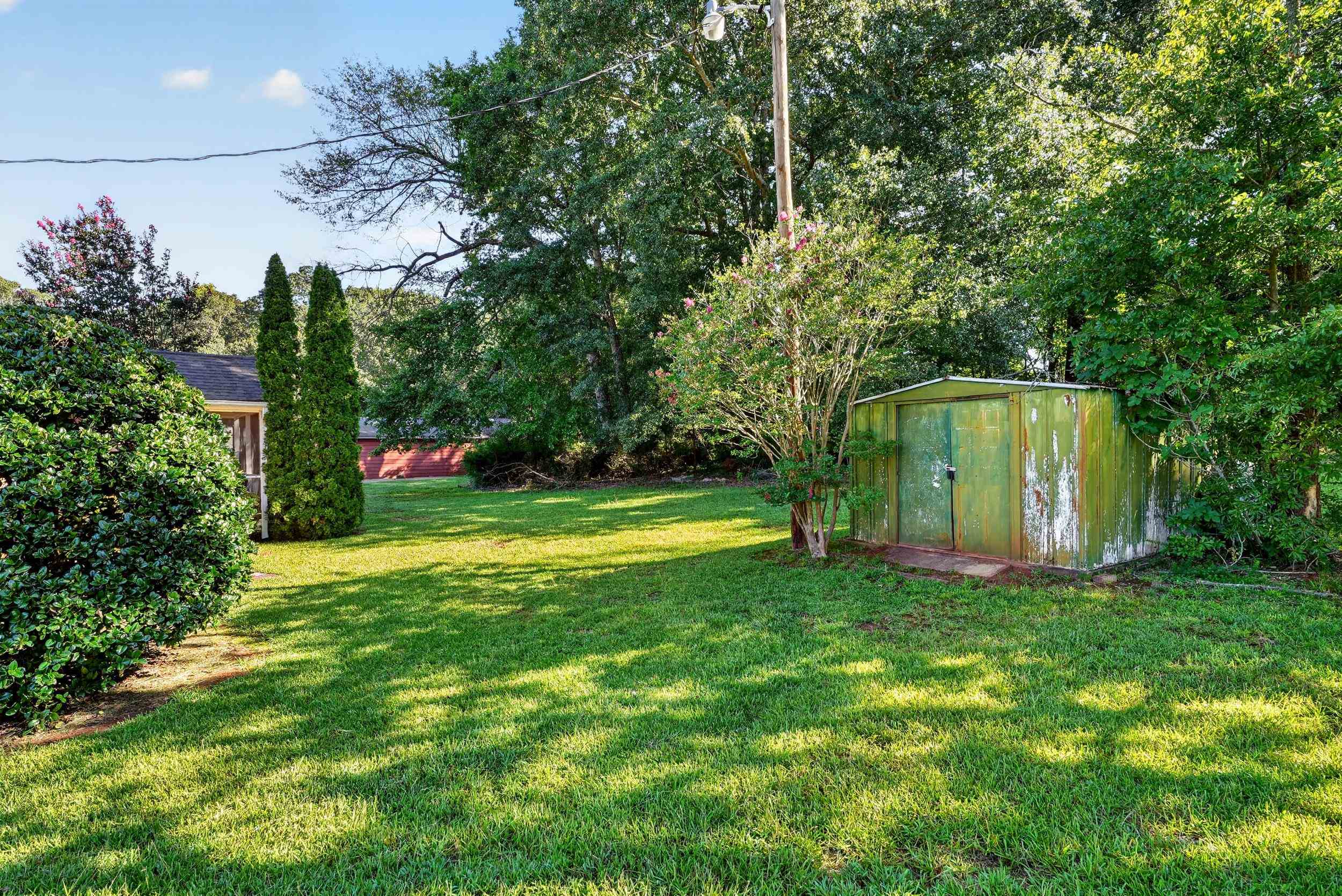 136 James Avenue Property Photo 7