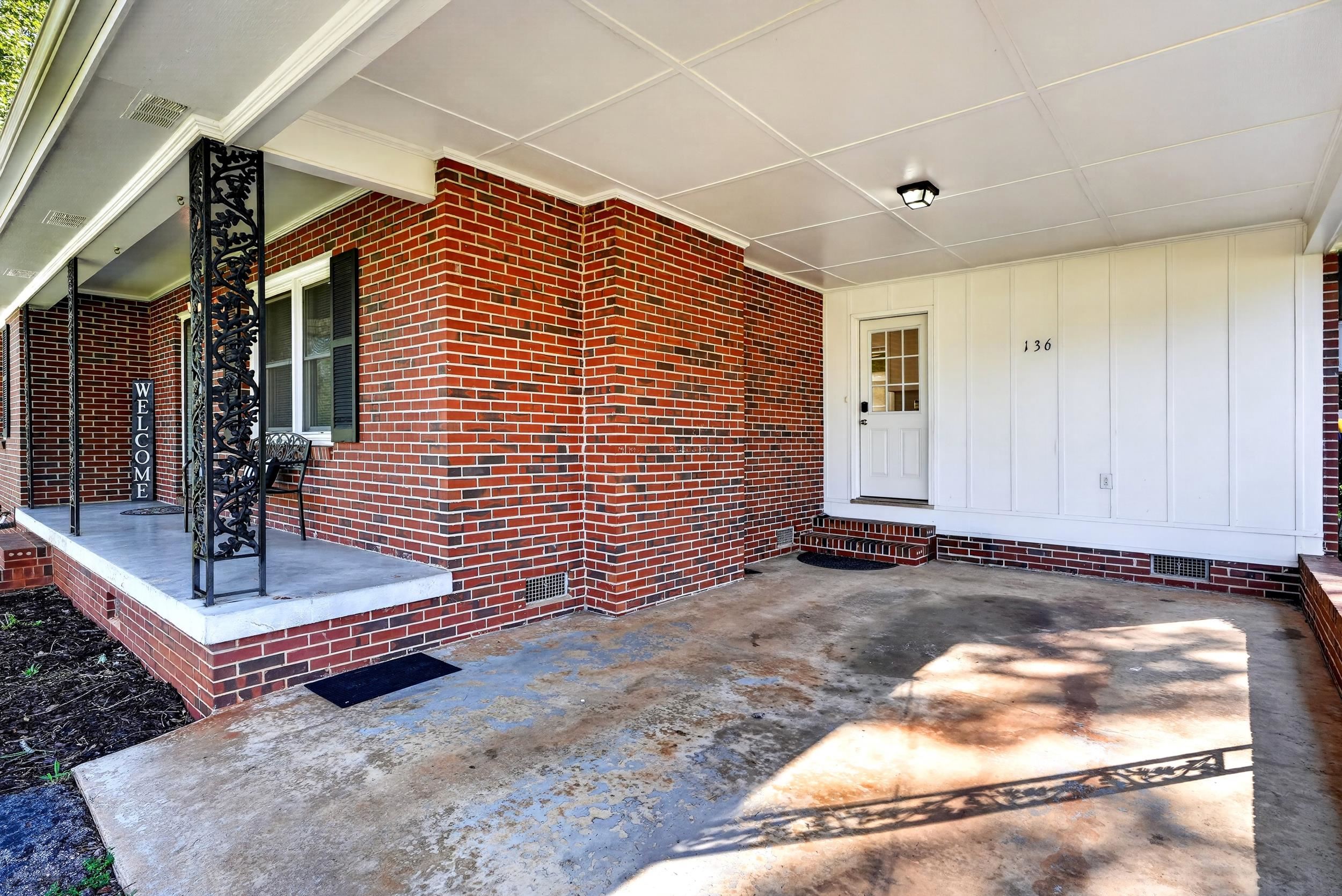 136 James Avenue Property Photo 10