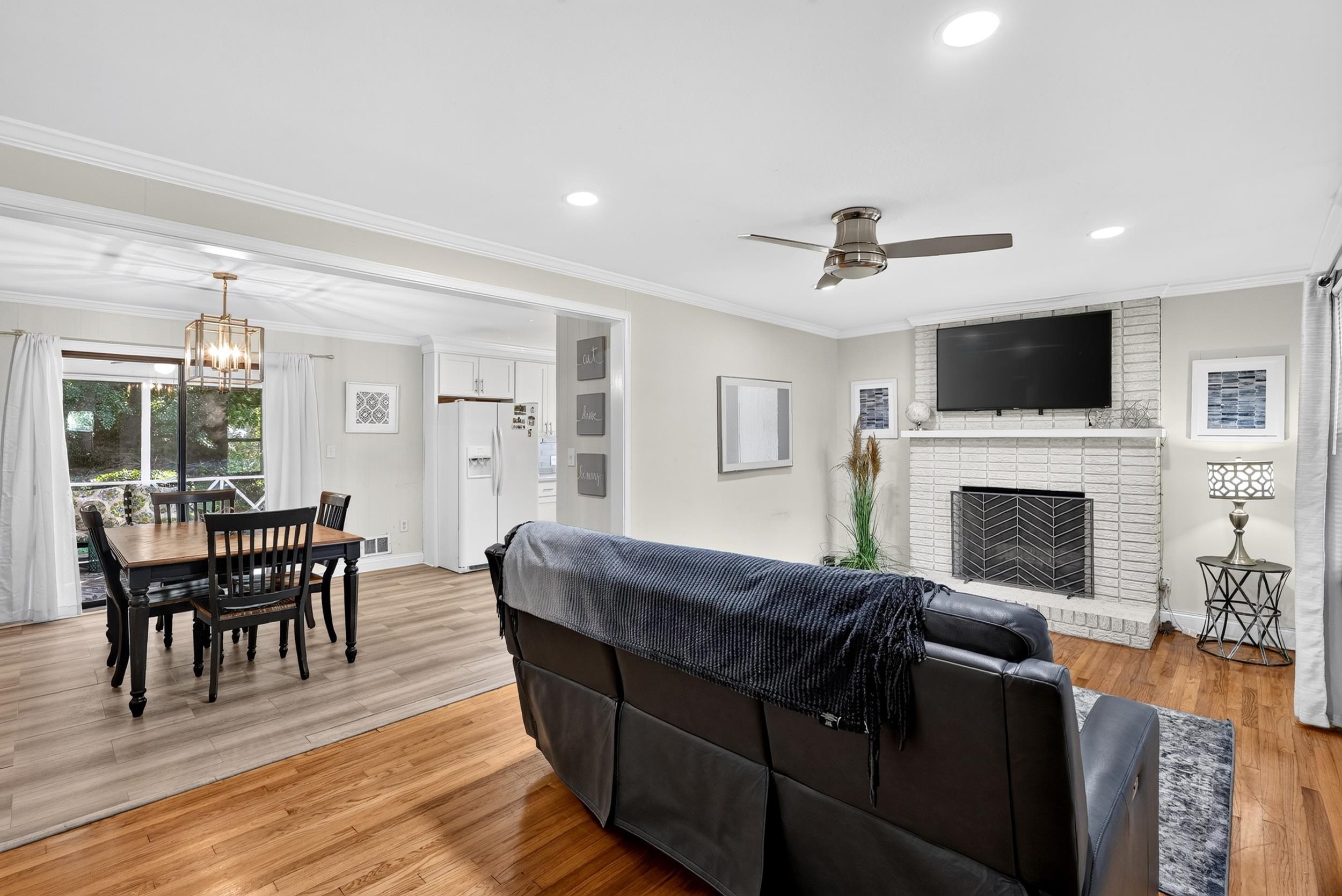 136 James Avenue Property Photo 12