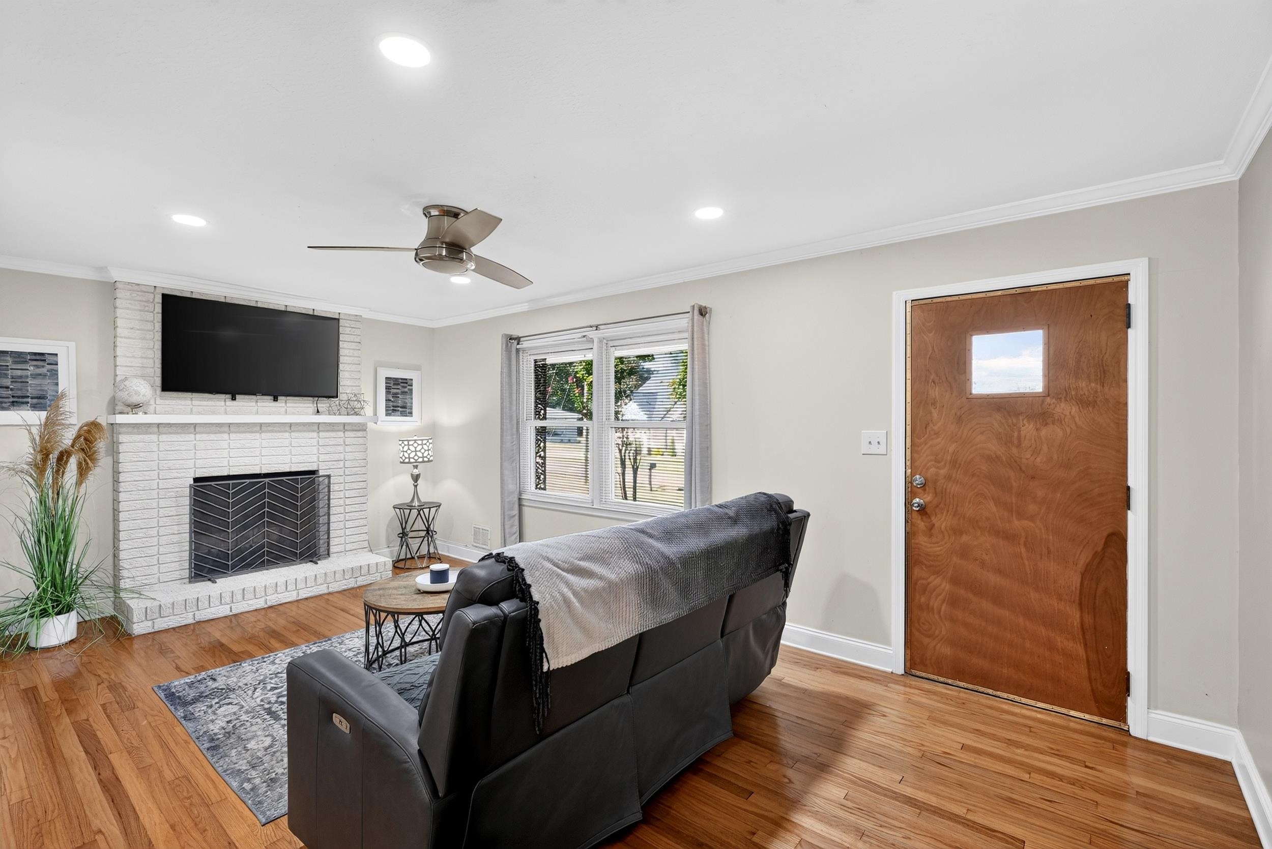 136 James Avenue Property Photo 13