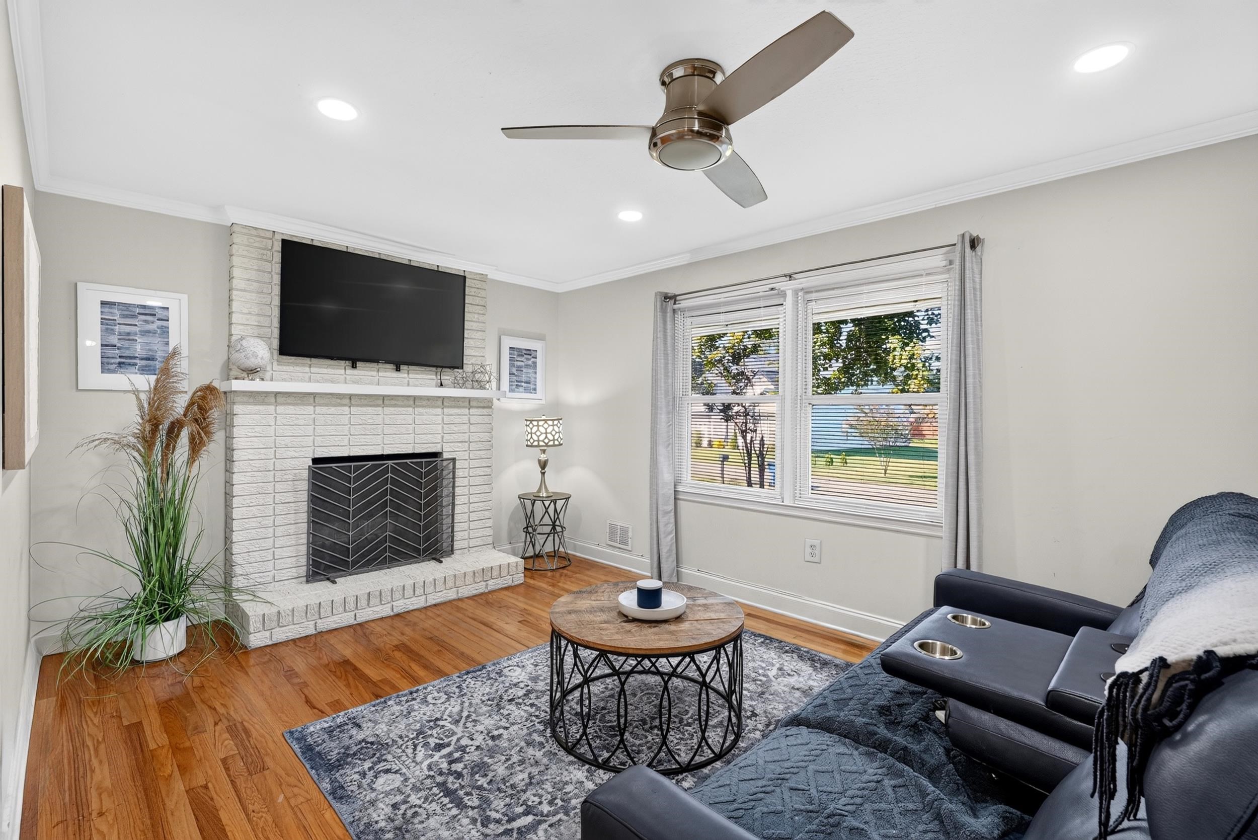 136 James Avenue Property Photo 14