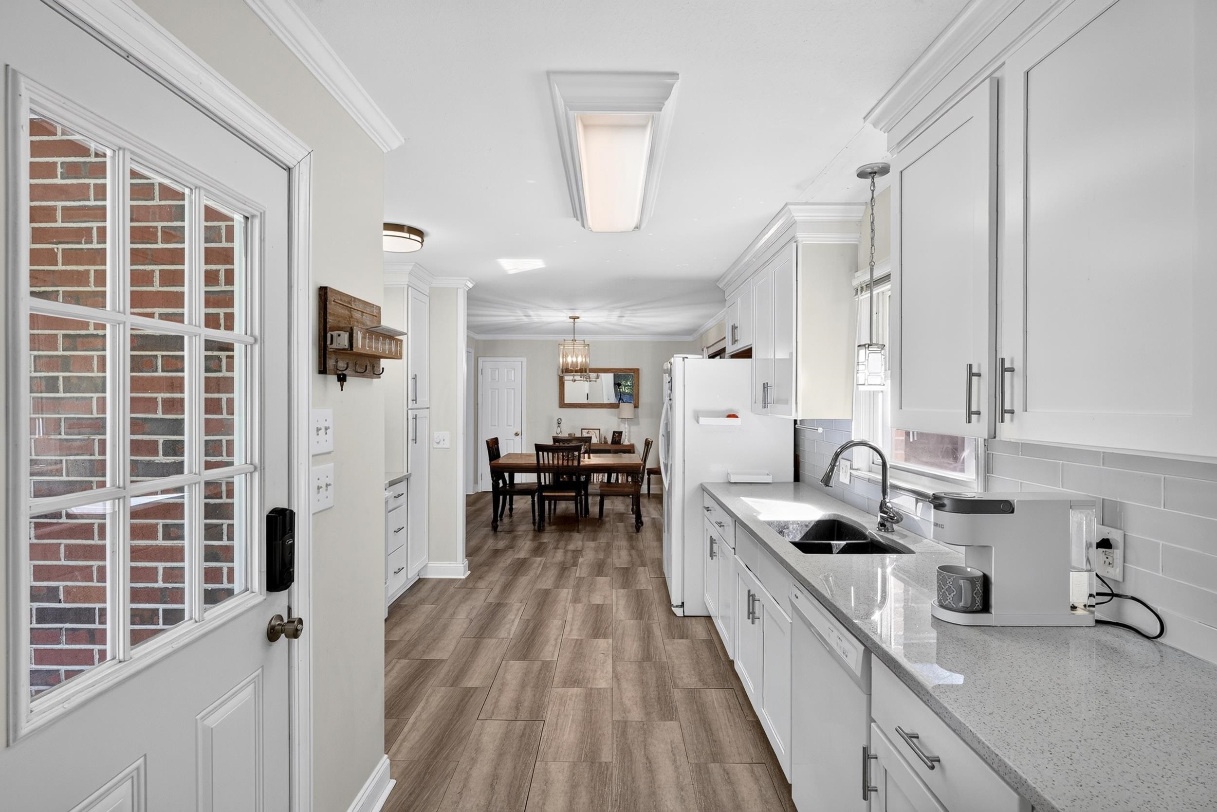 136 James Avenue Property Photo 22