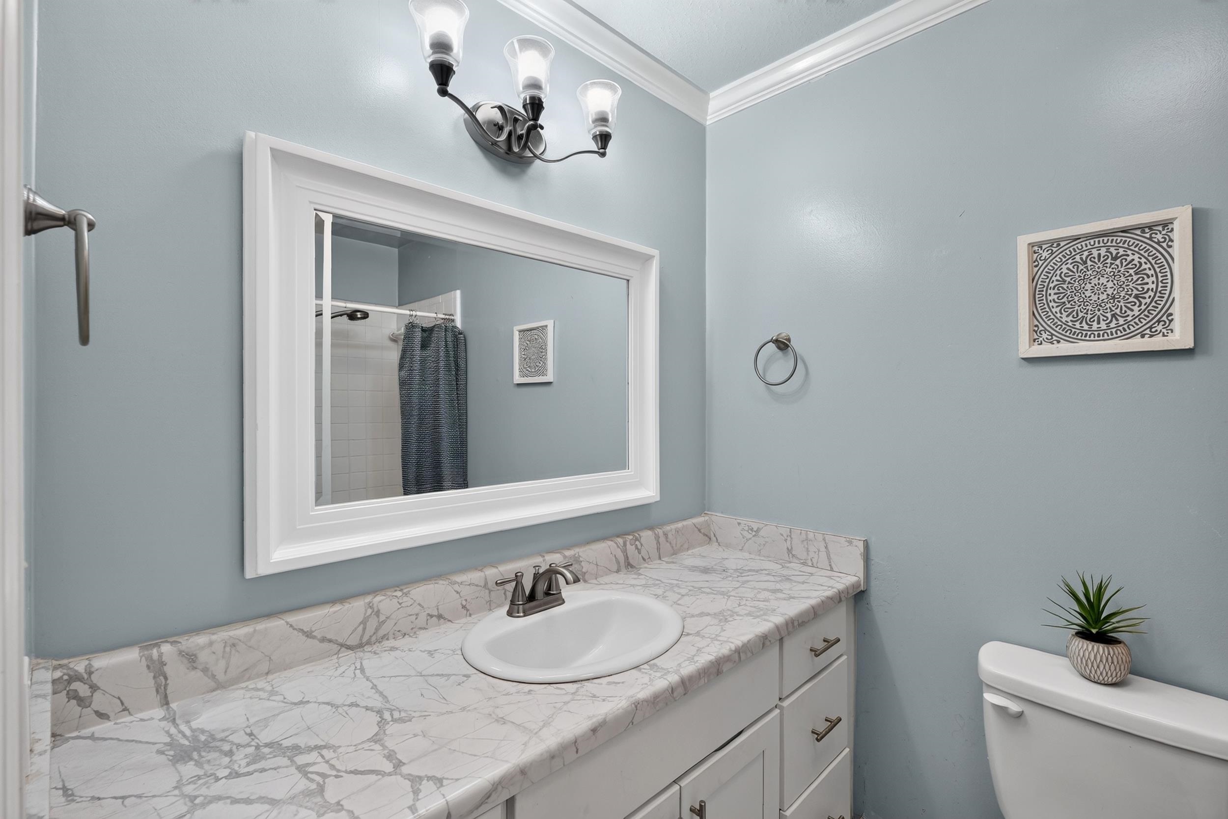 136 James Avenue Property Photo 25